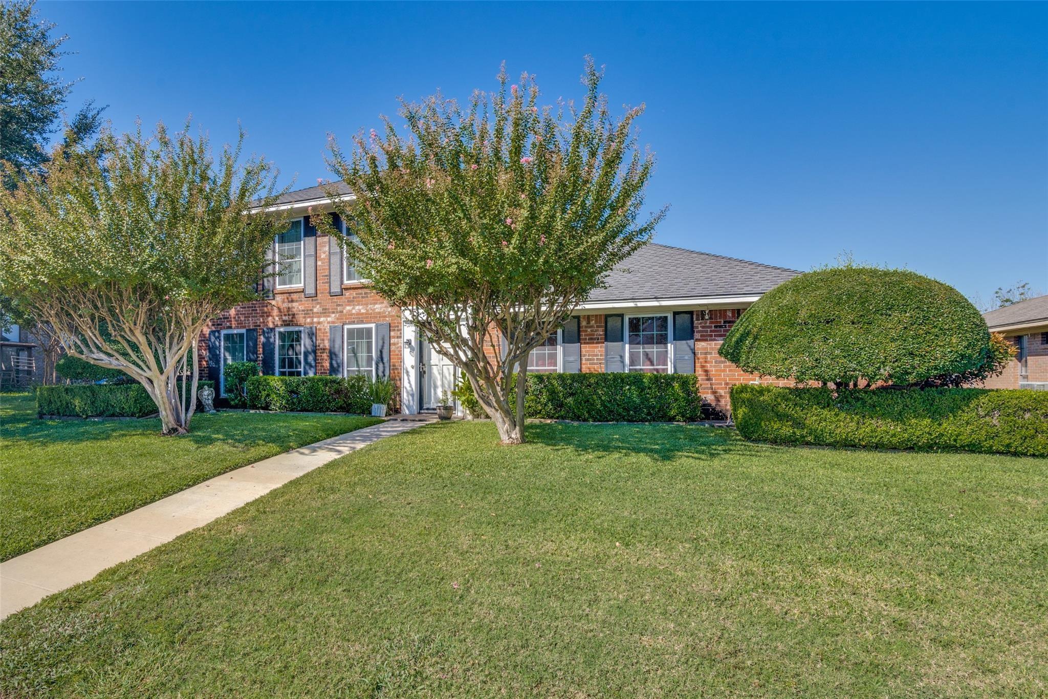 main property photo 28