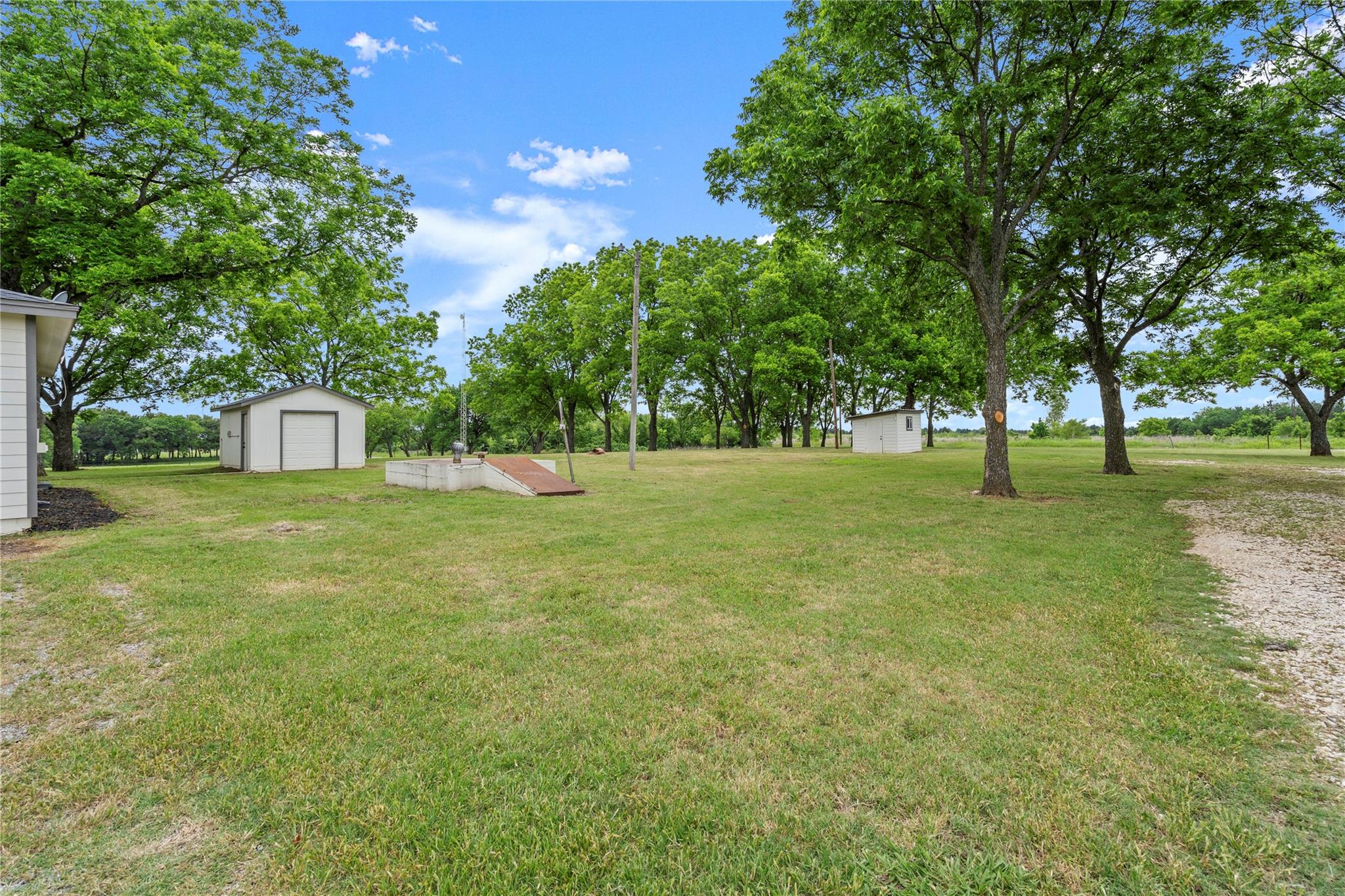 main property photo 26