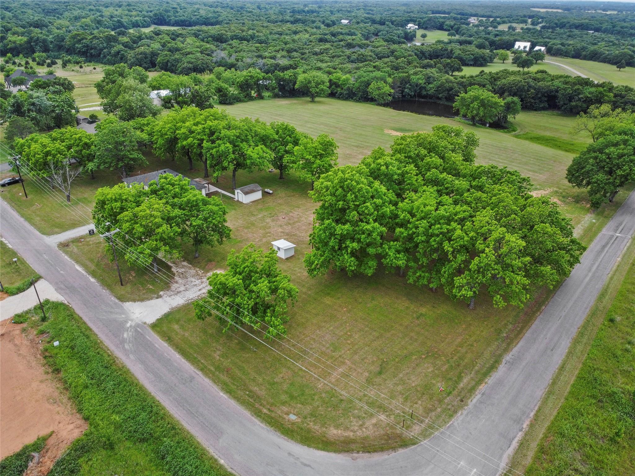 main property photo 35