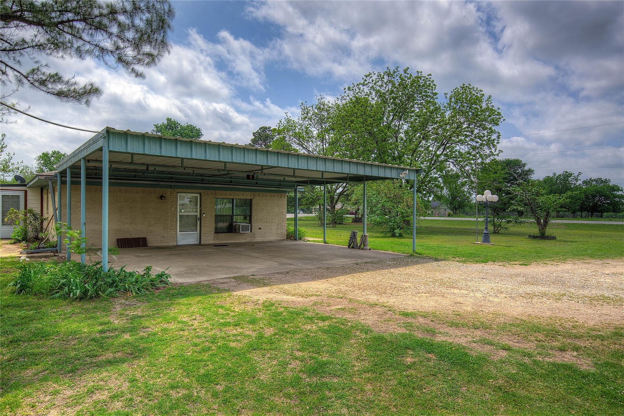 main property photo 2