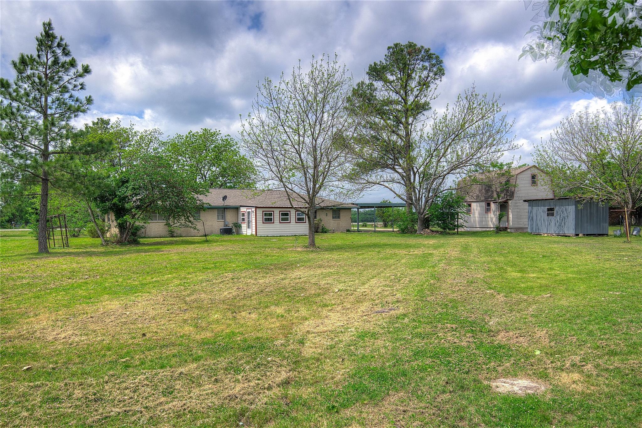 main property photo 35