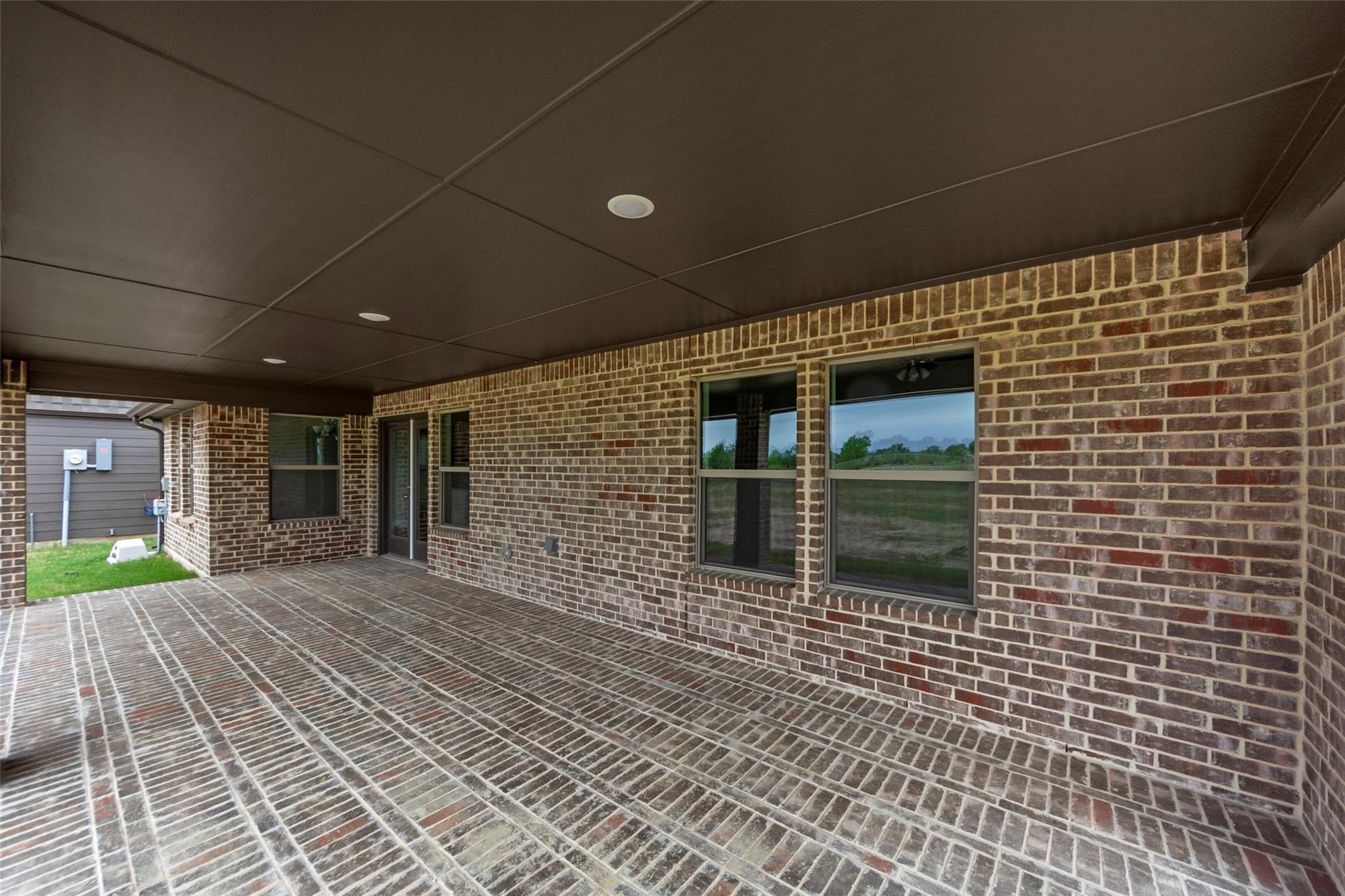 main property photo 27