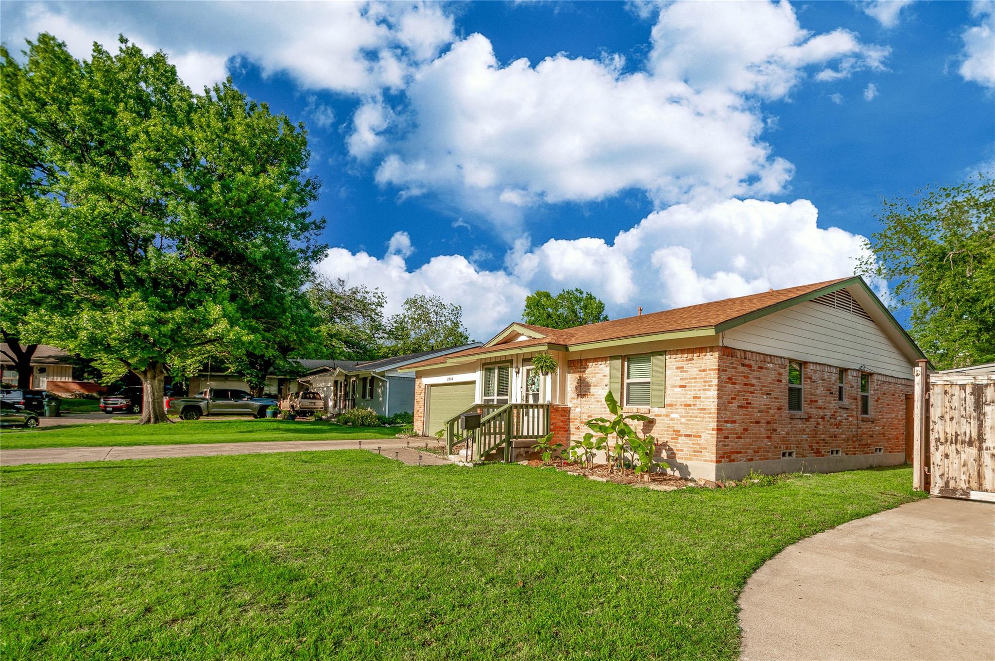 main property photo 1