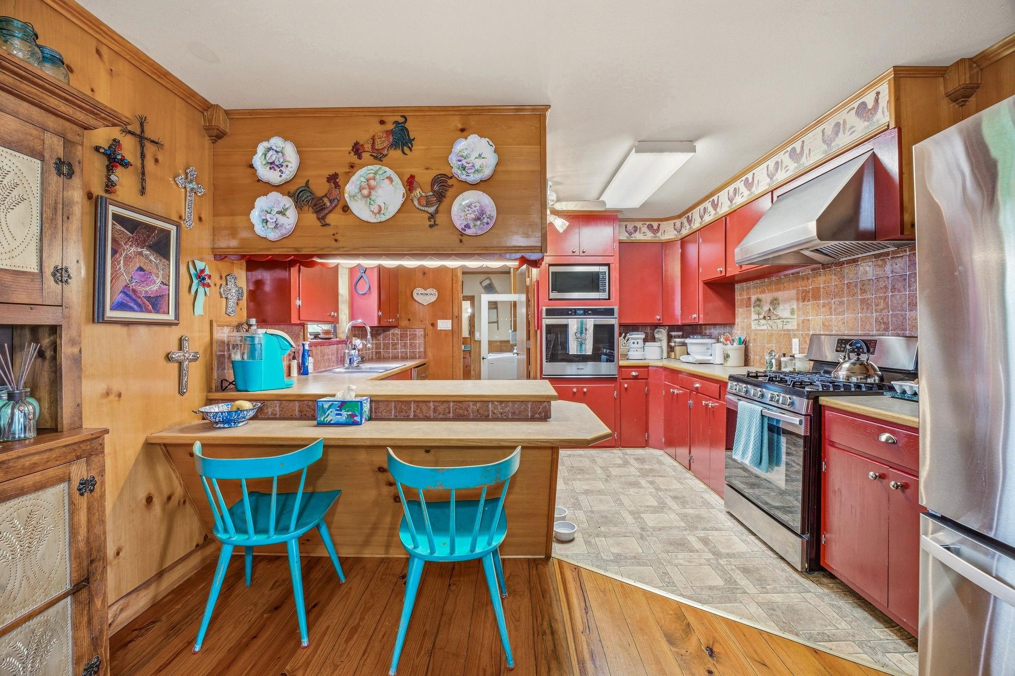 main property photo 12