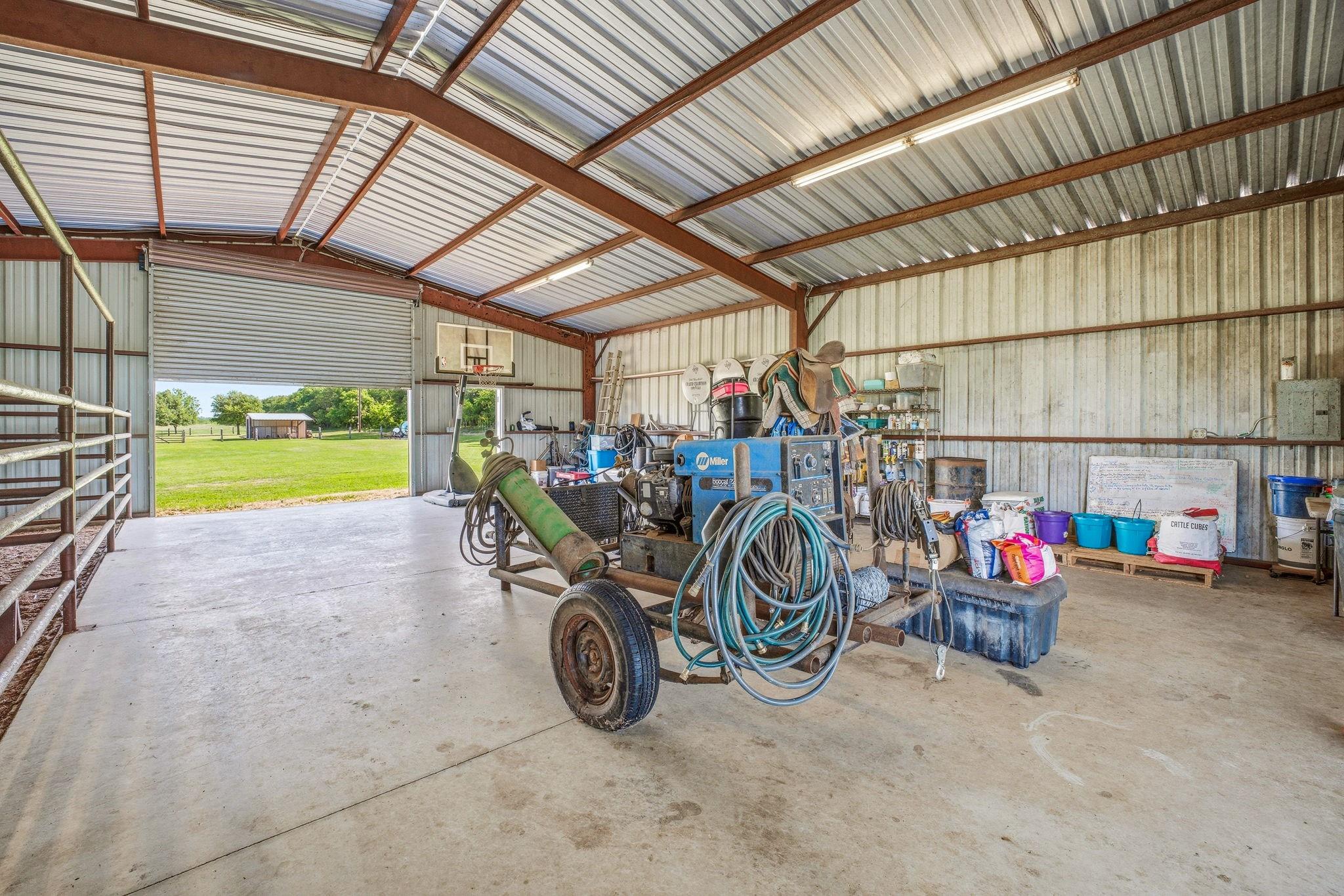 main property photo 29