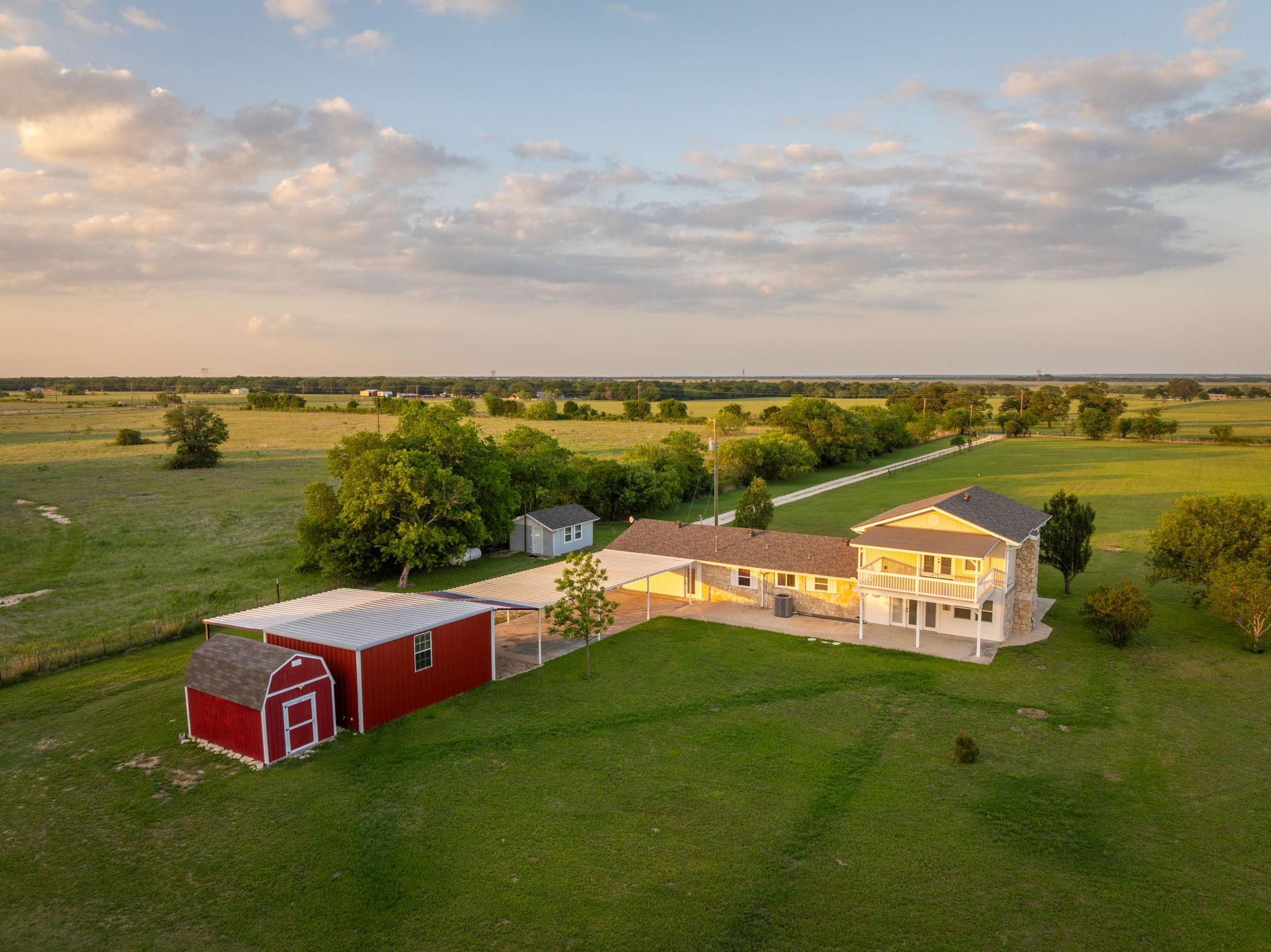 main property photo 7