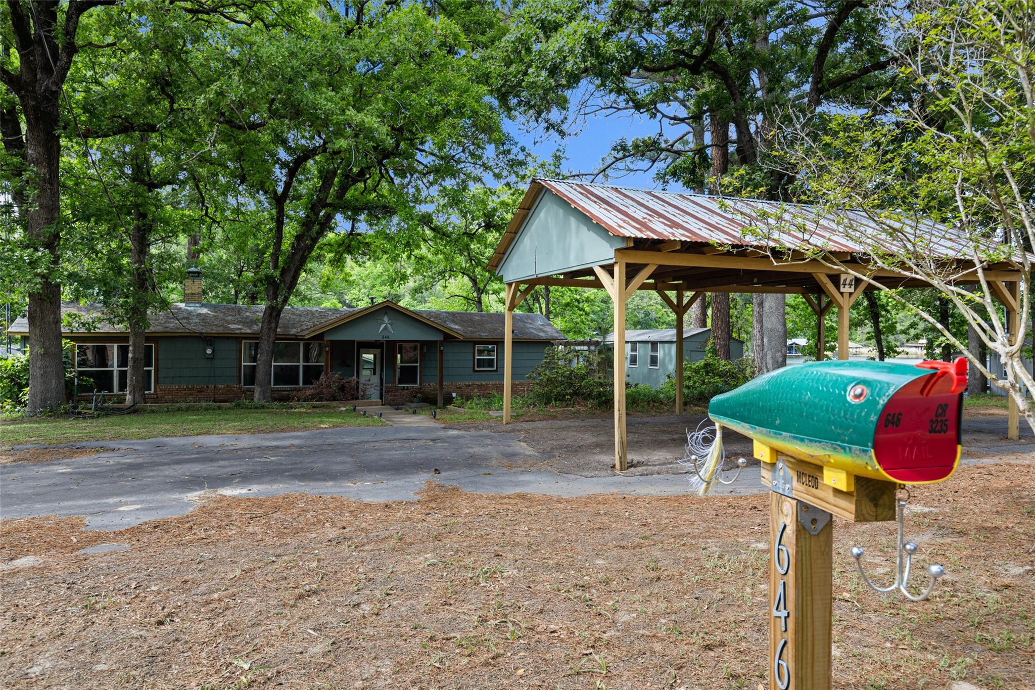main property photo 13