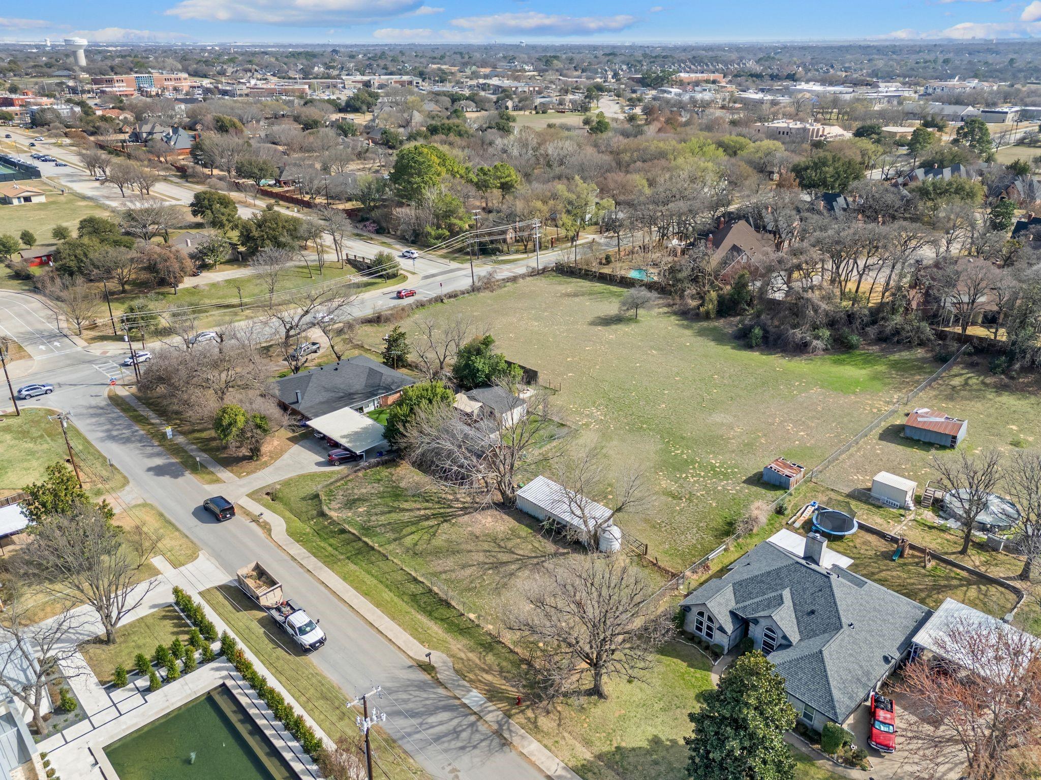 main property photo 19