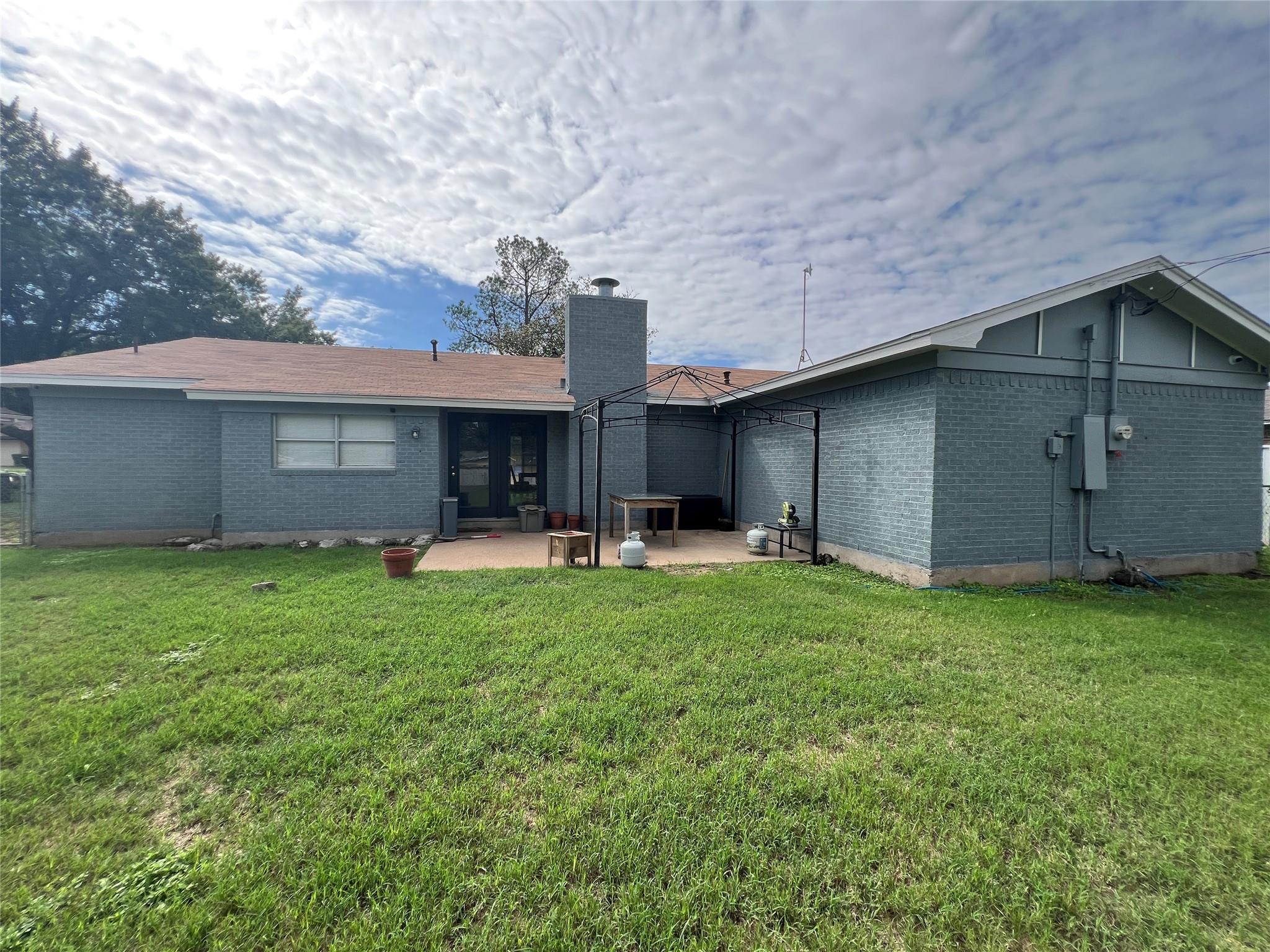 main property photo 22