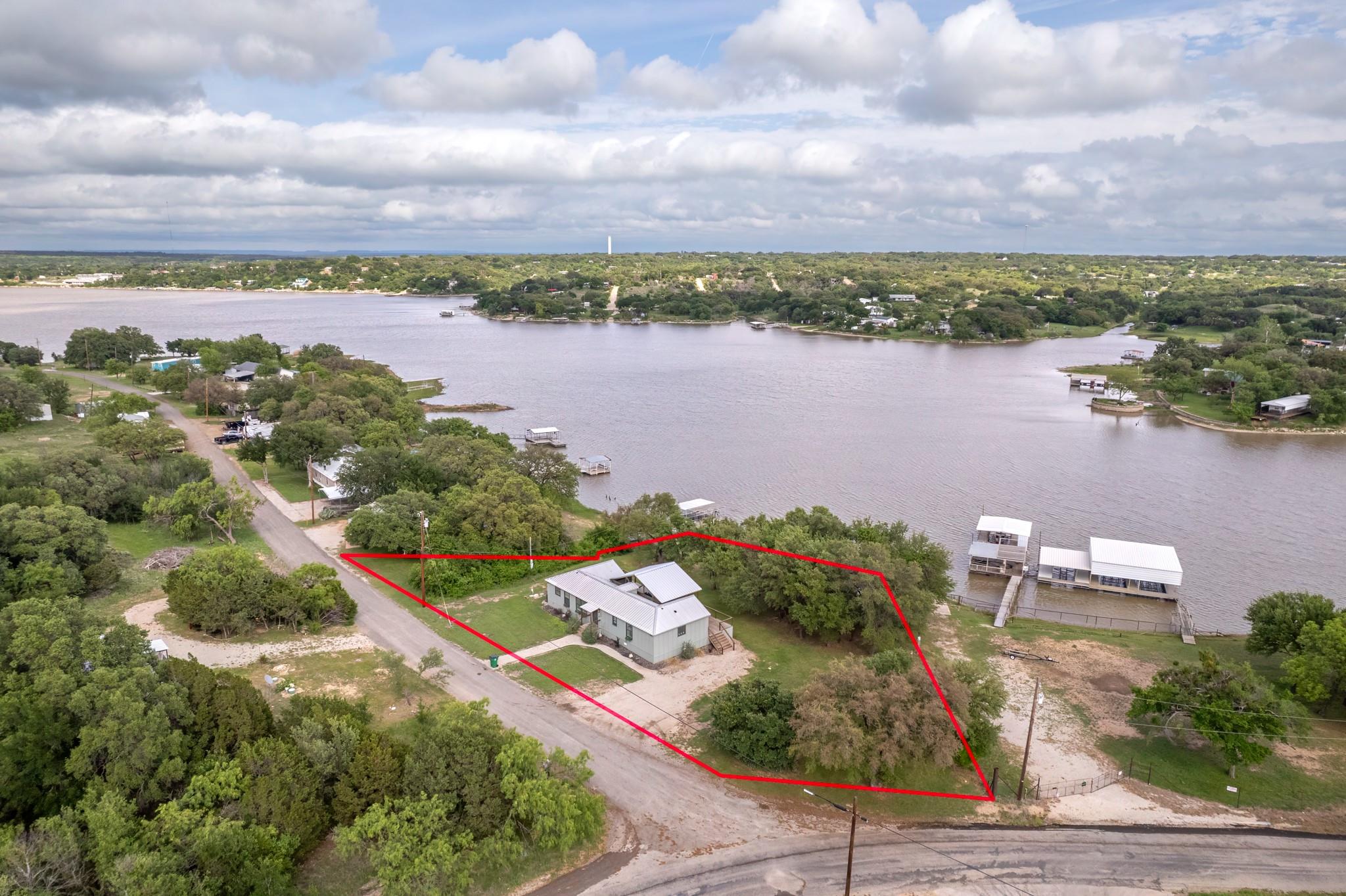 main property photo 38