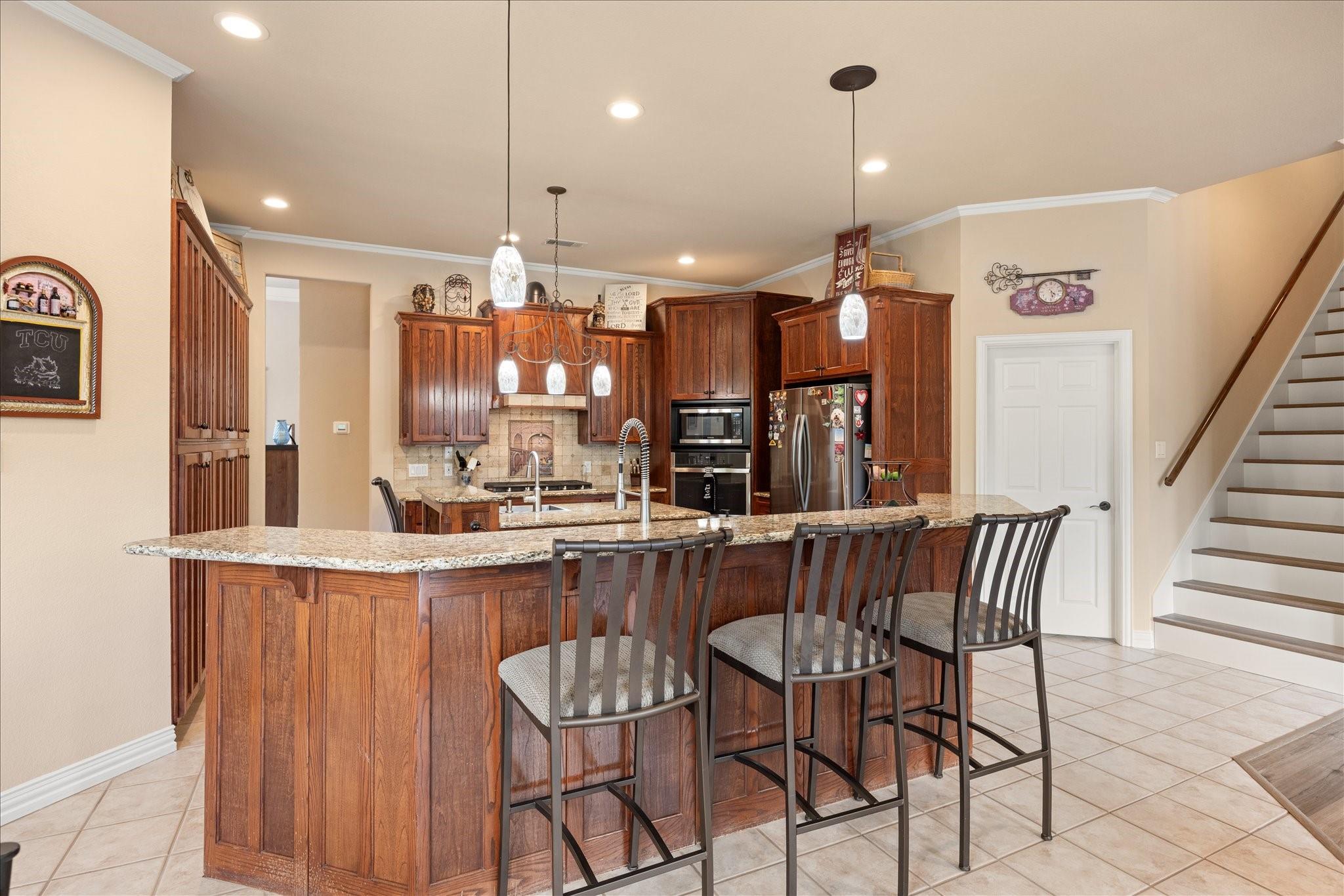 main property photo 16