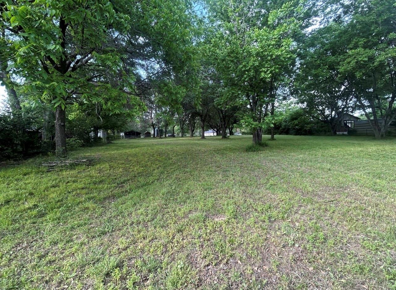 main property photo 9