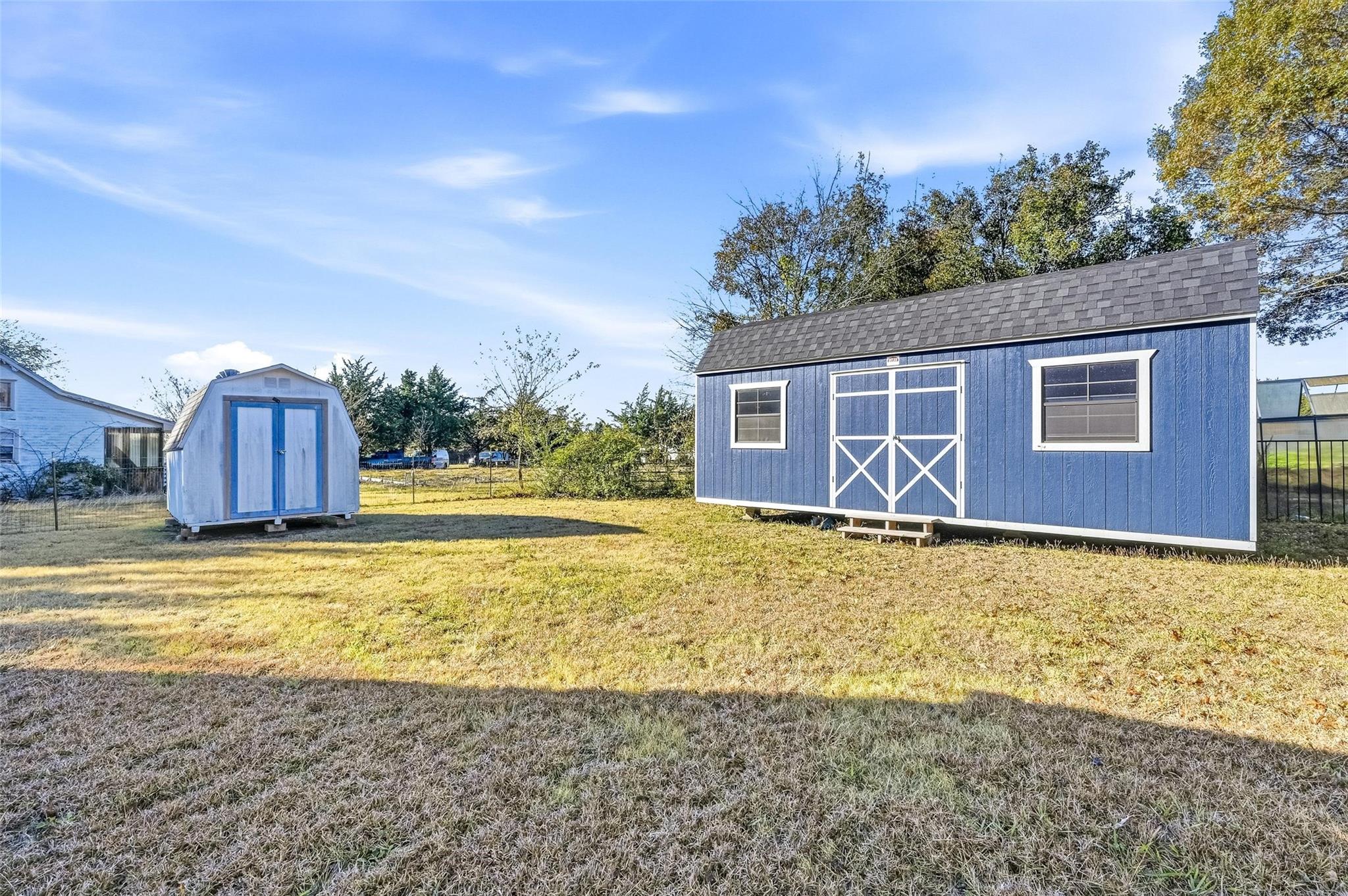 main property photo 33