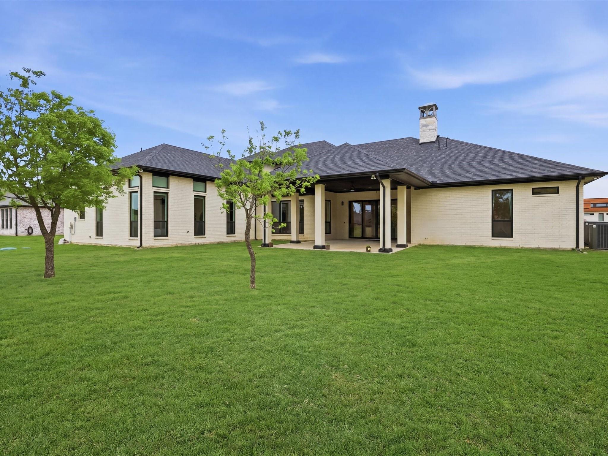 main property photo 34