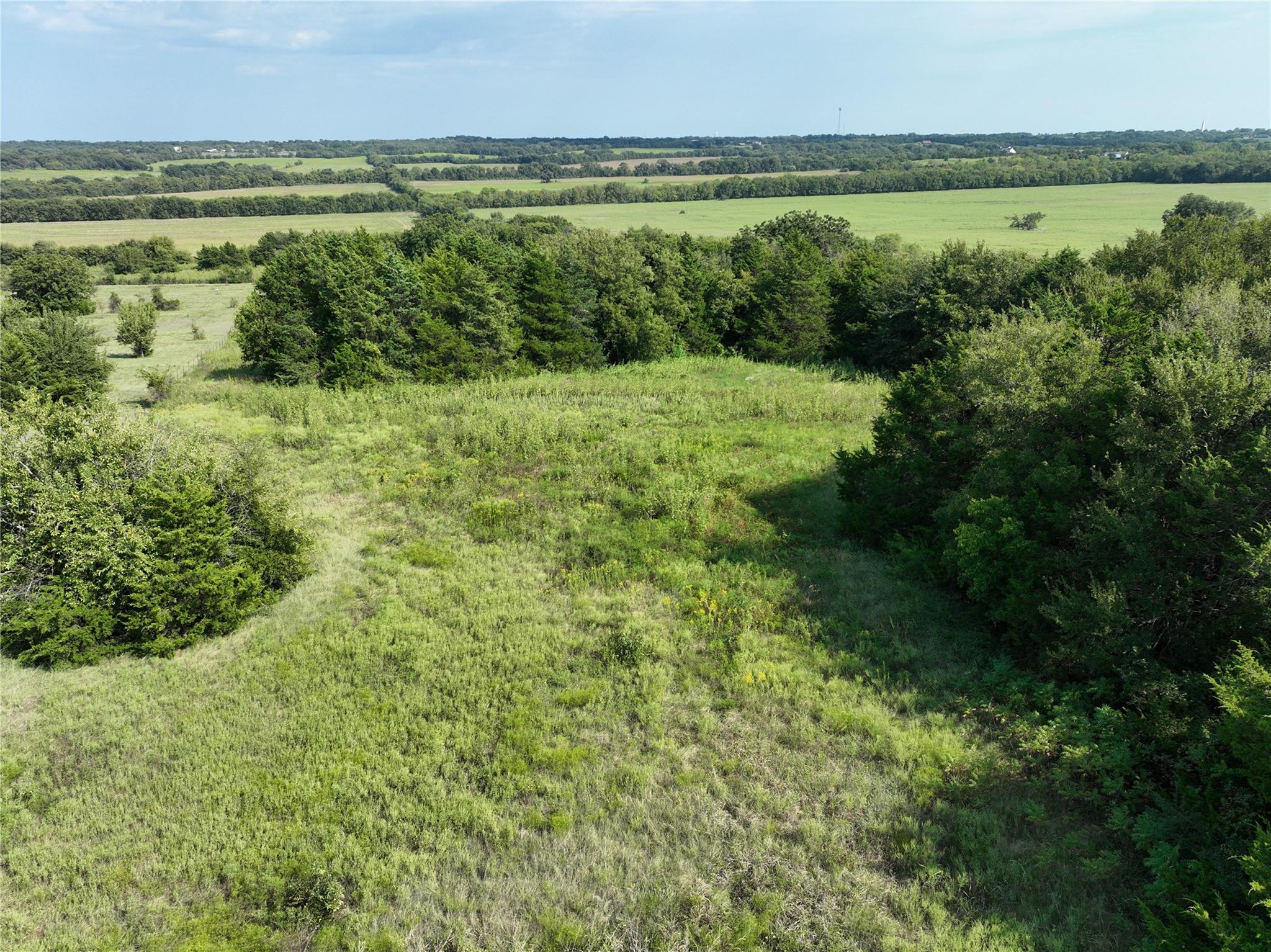 main property photo 7