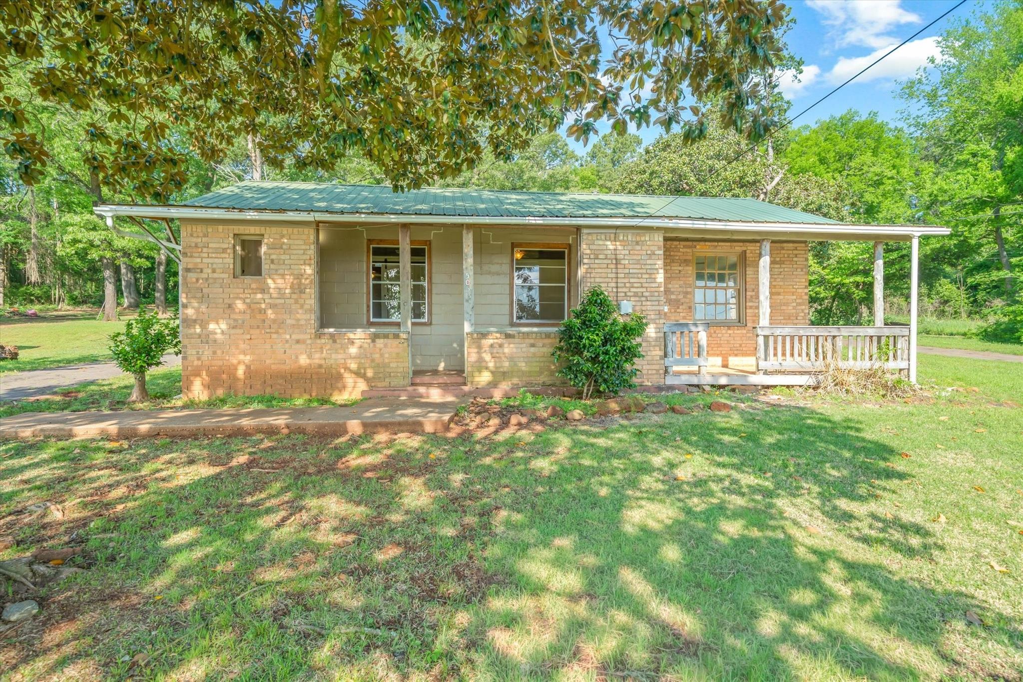 main property photo 10