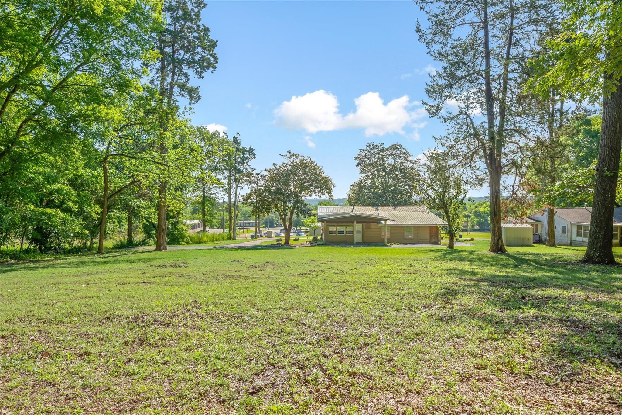 main property photo 36