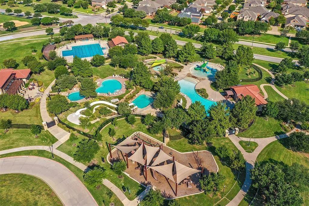 main property photo 35