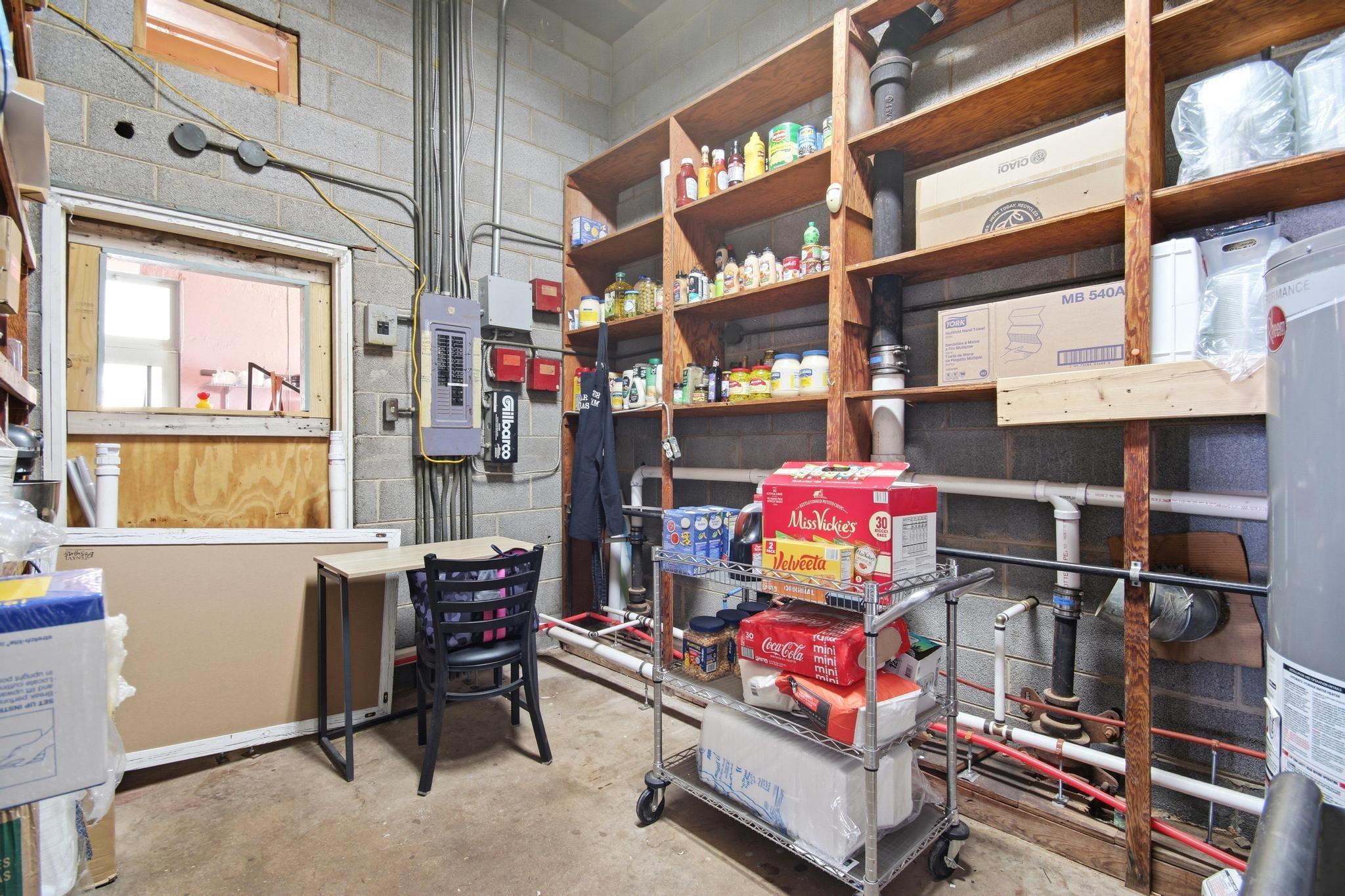 main property photo 16