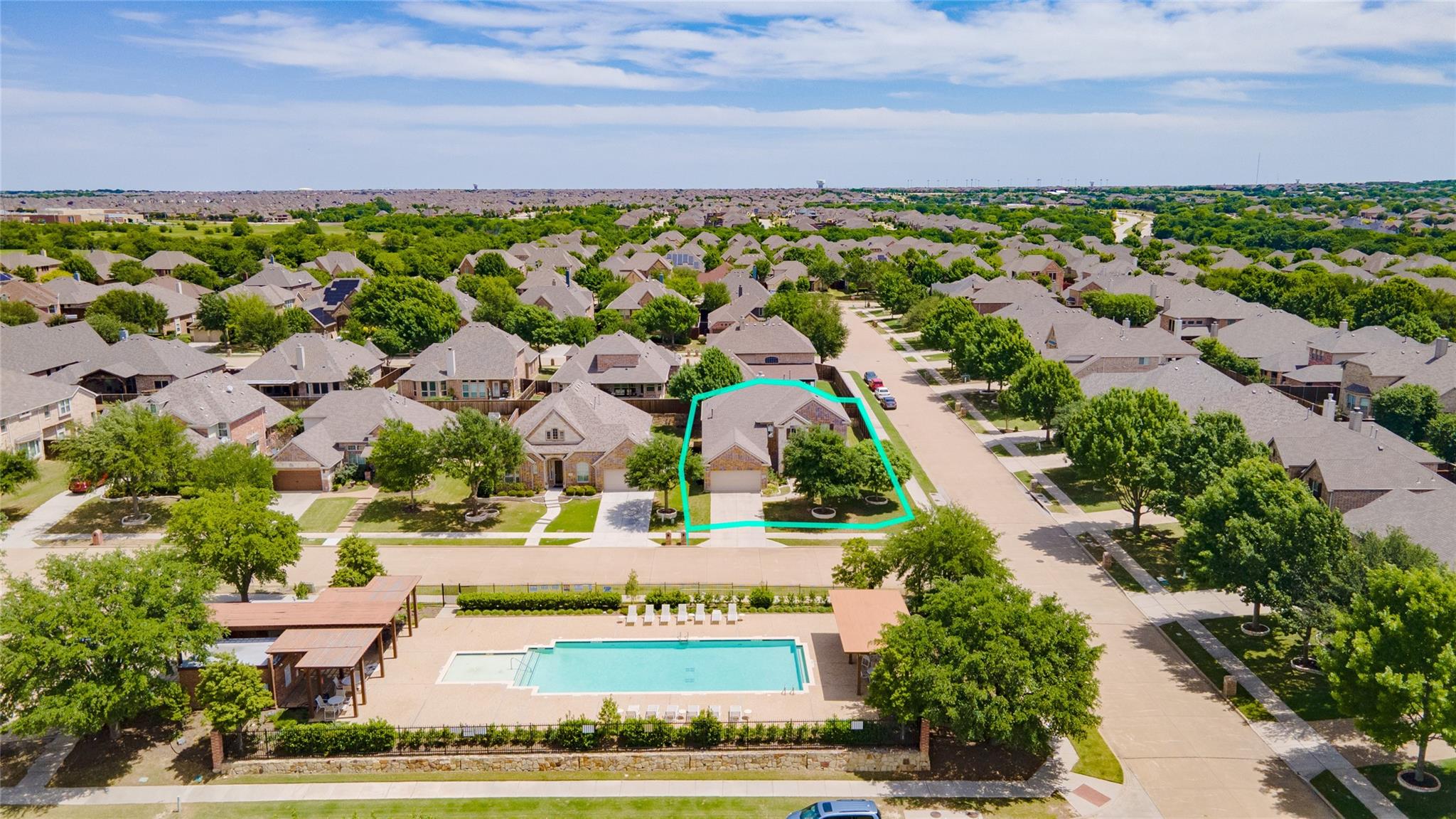 main property photo 28