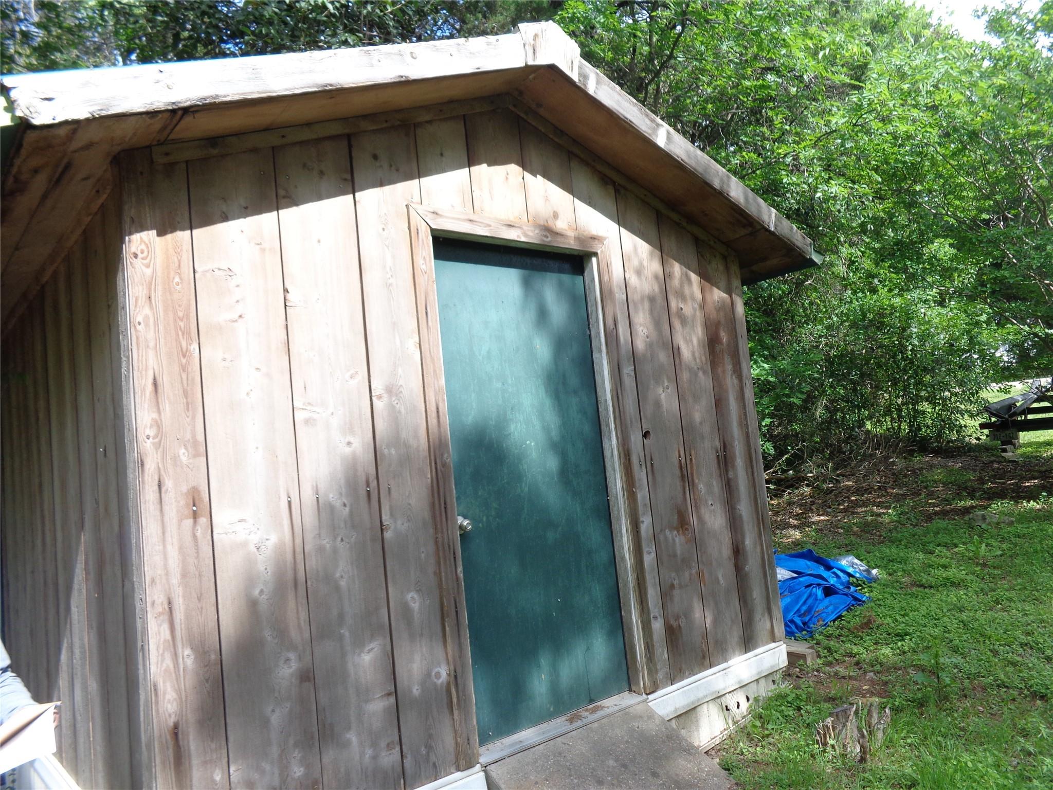 main property photo 21