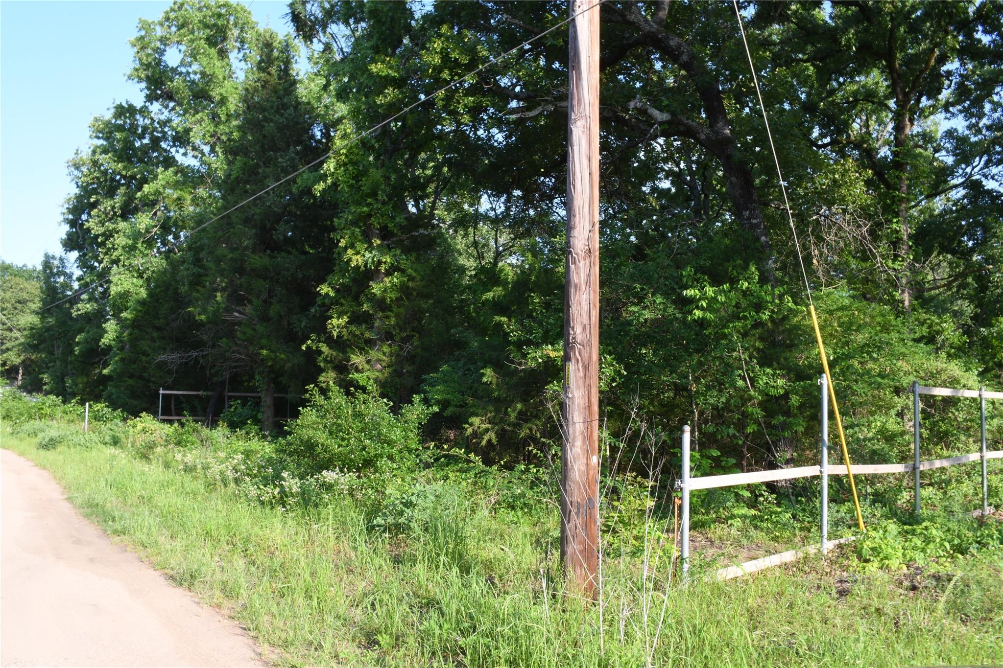main property photo 13