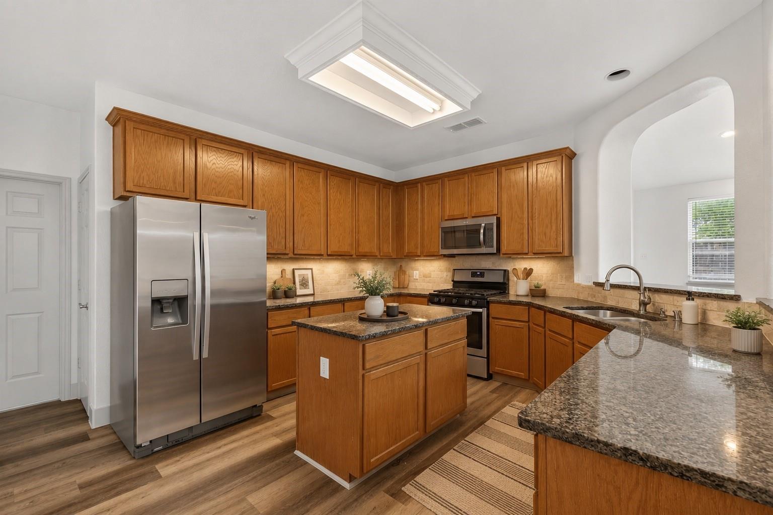 main property photo 2