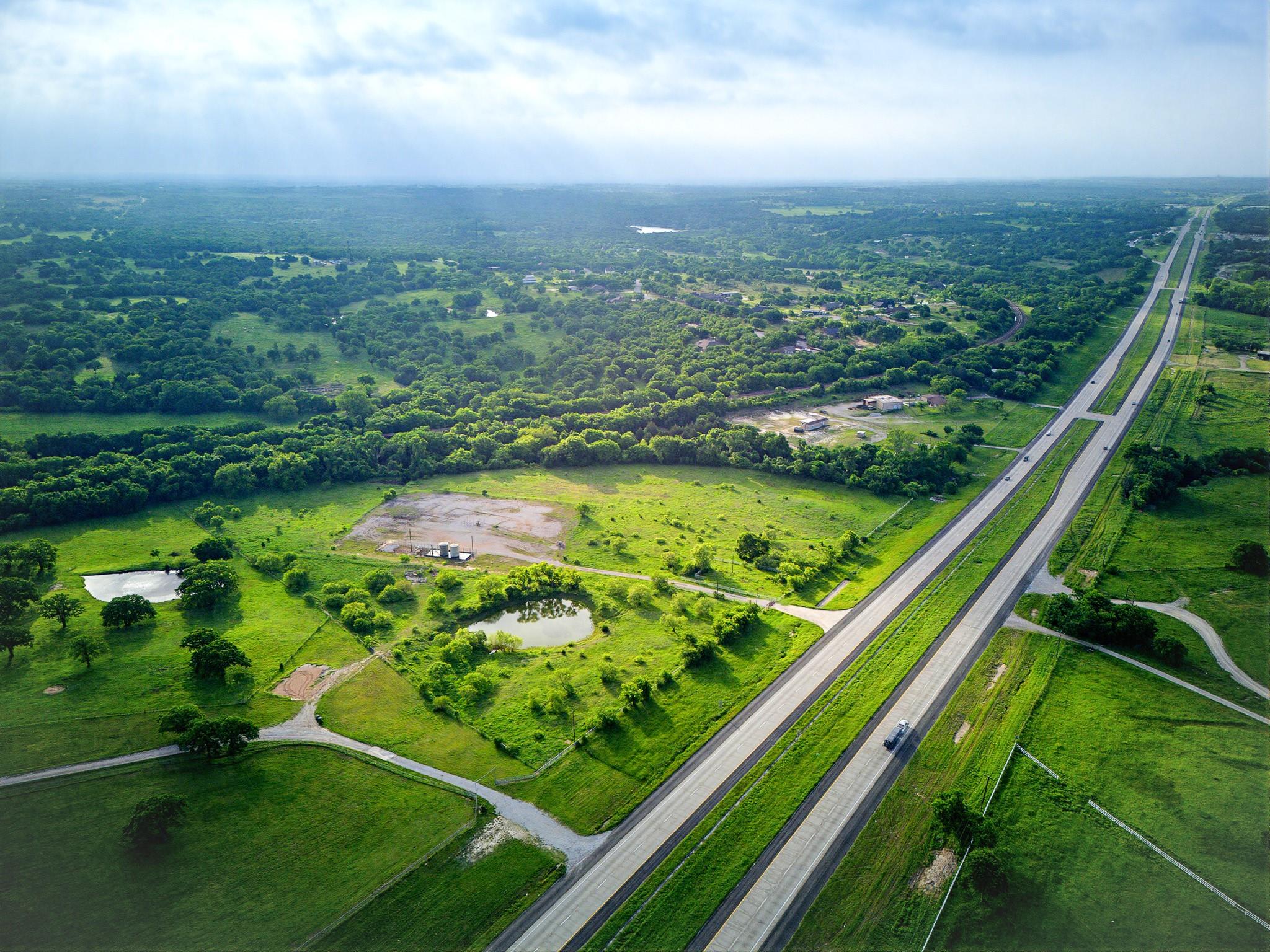 main property photo 36