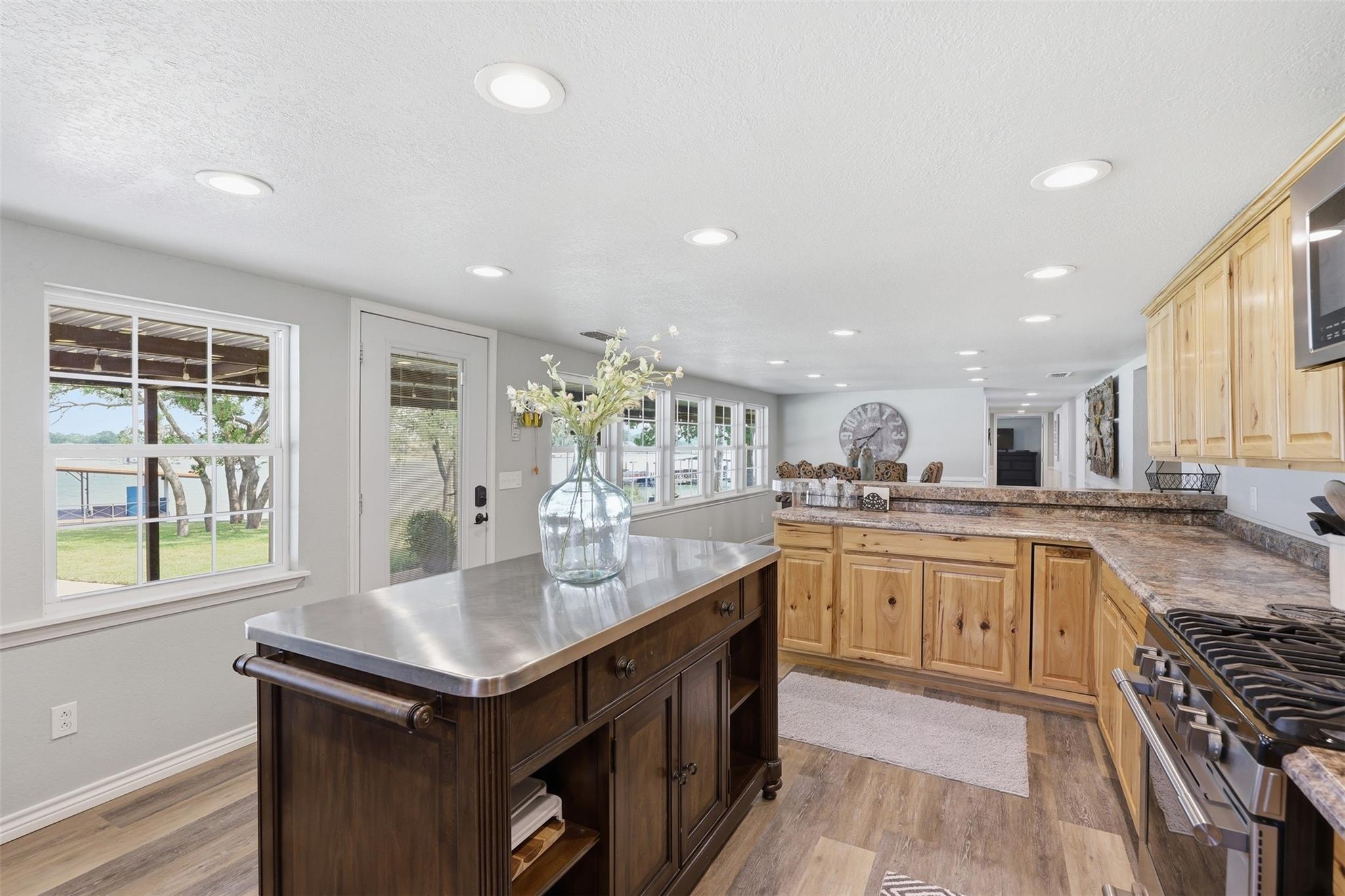 main property photo 20