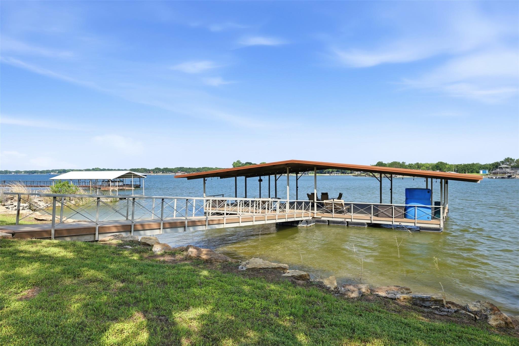 main property photo 34