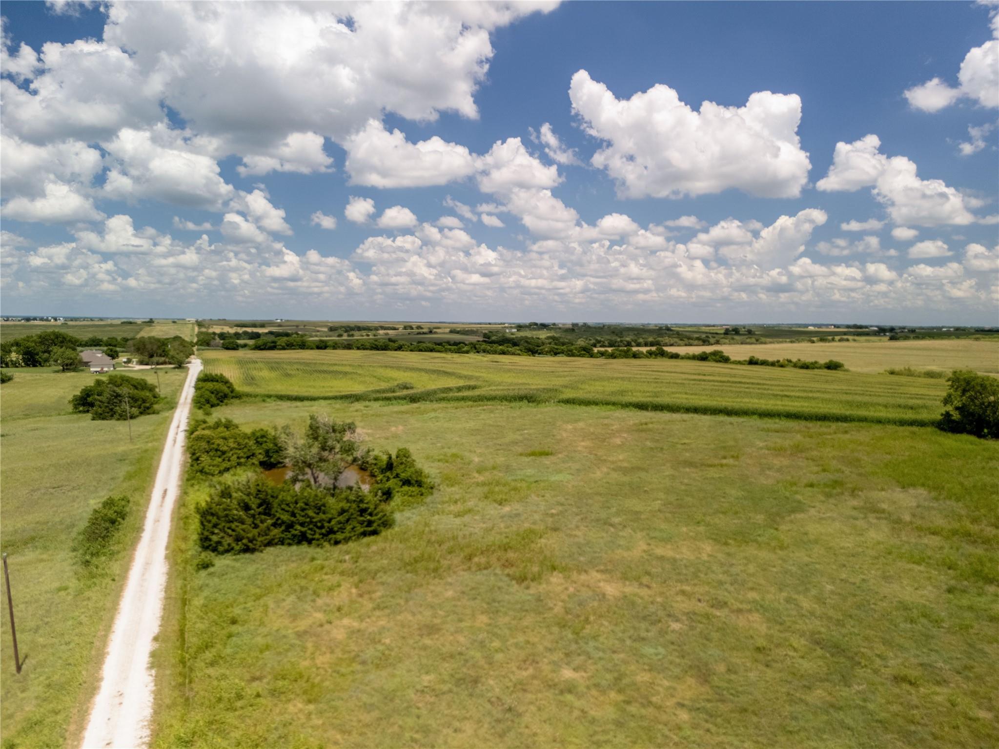 main property photo 16