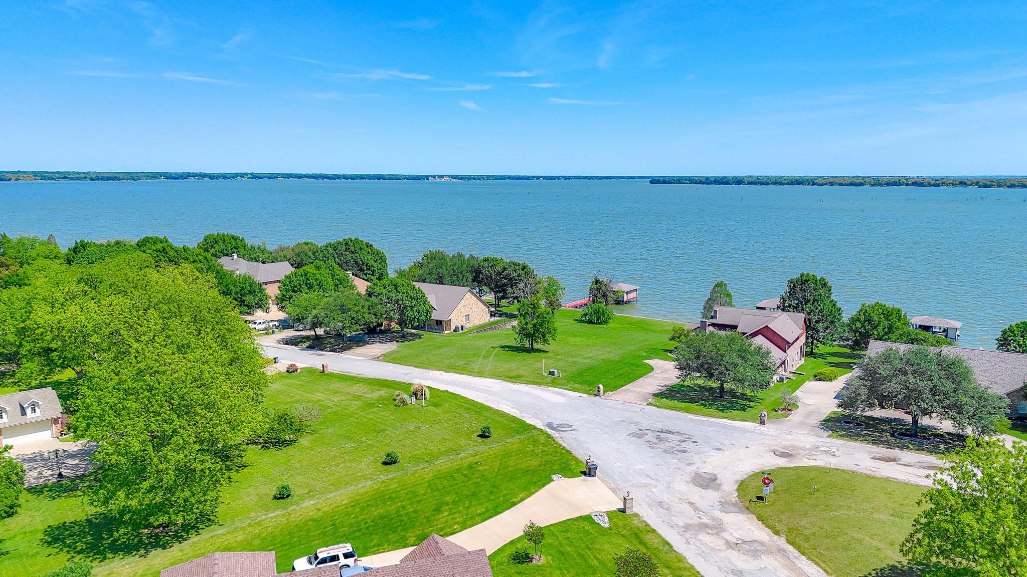 main property photo 10