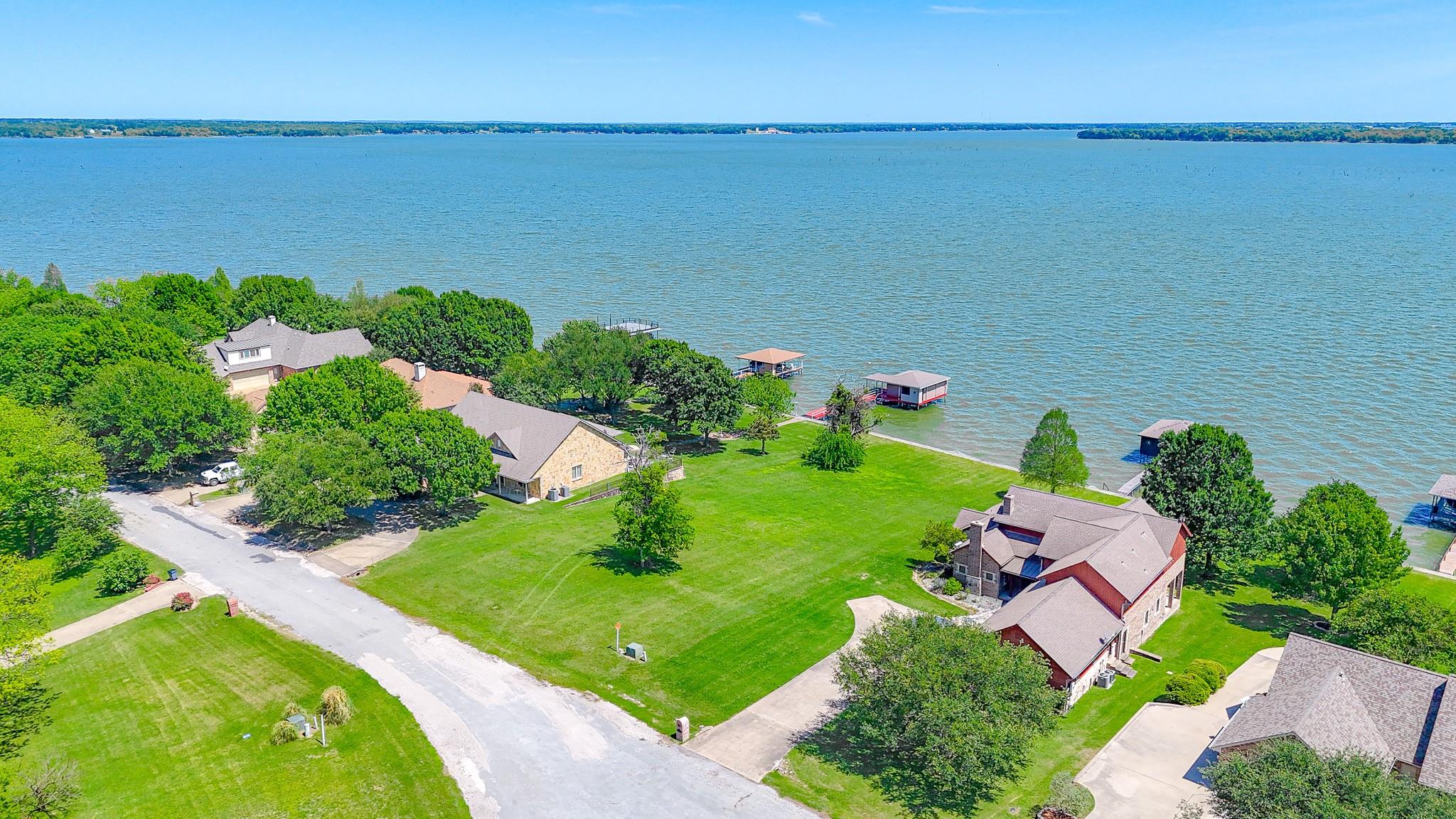 main property photo 20