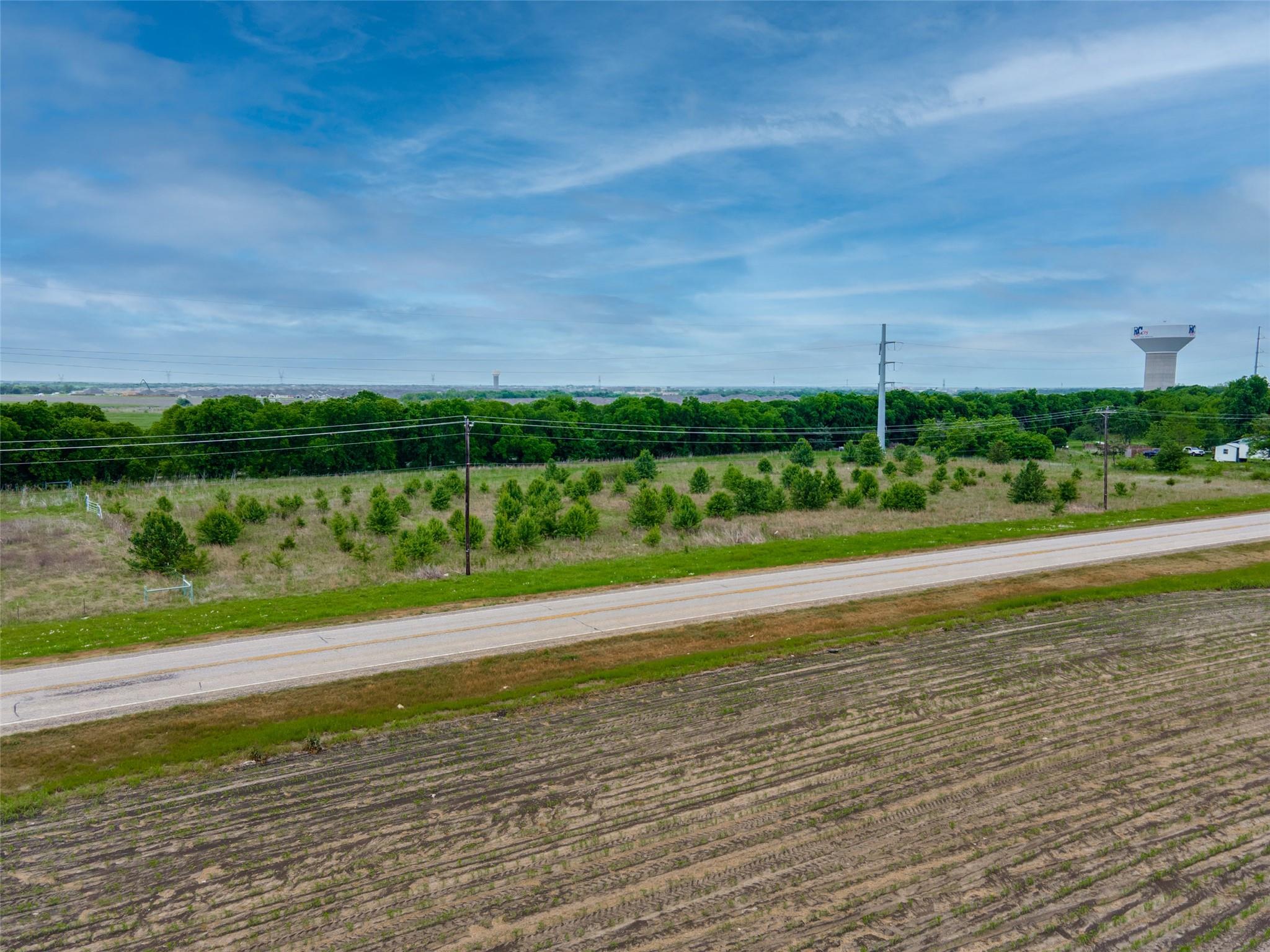 main property photo 15