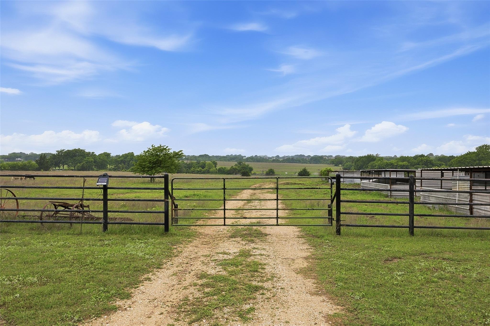 main property photo 29