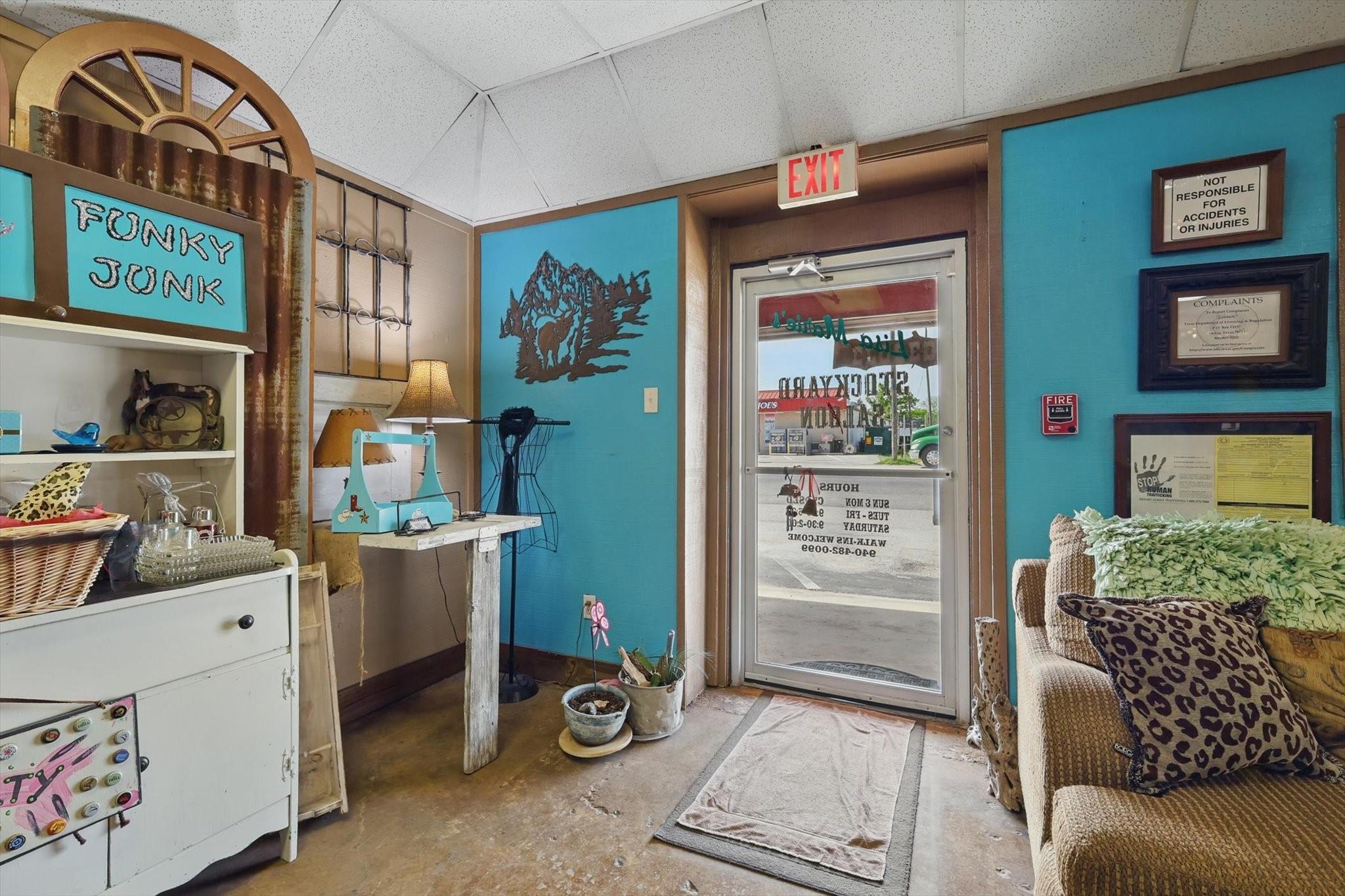main property photo 2