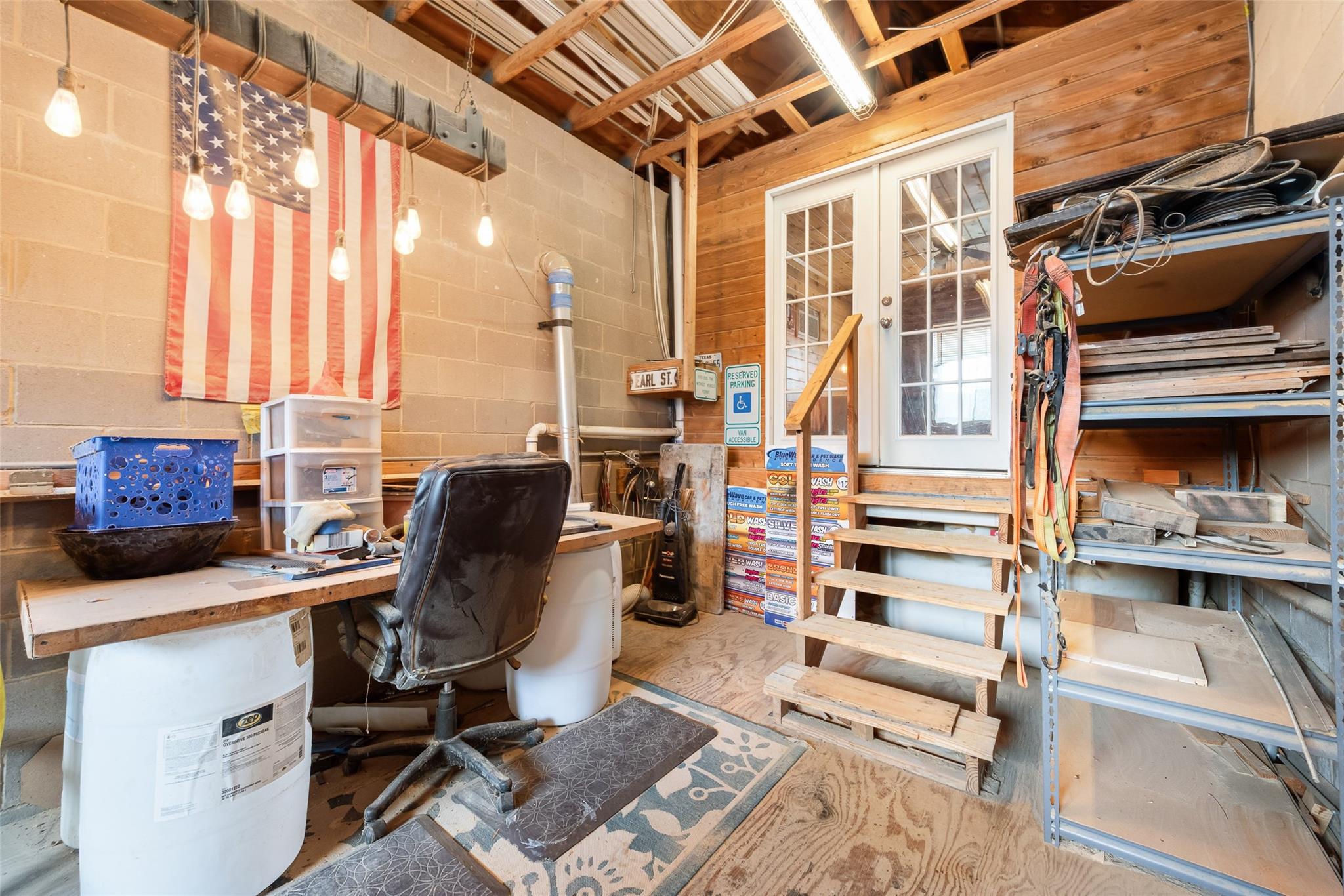 main property photo 20