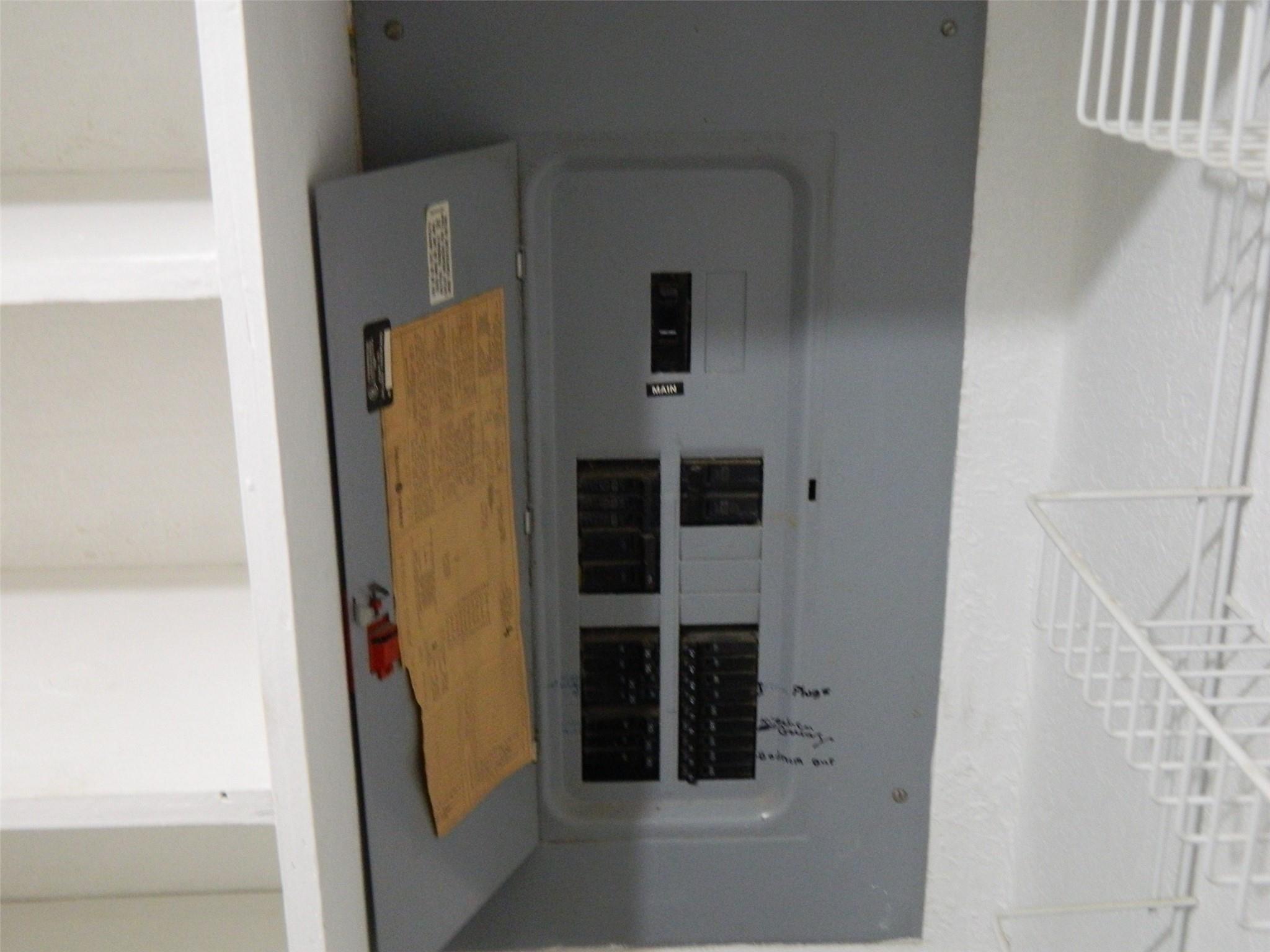 main property photo 34