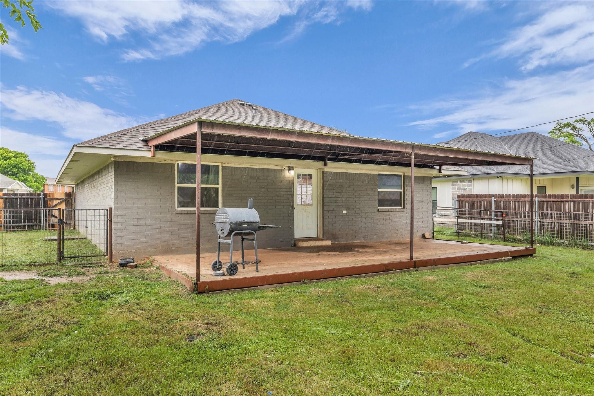 main property photo 21
