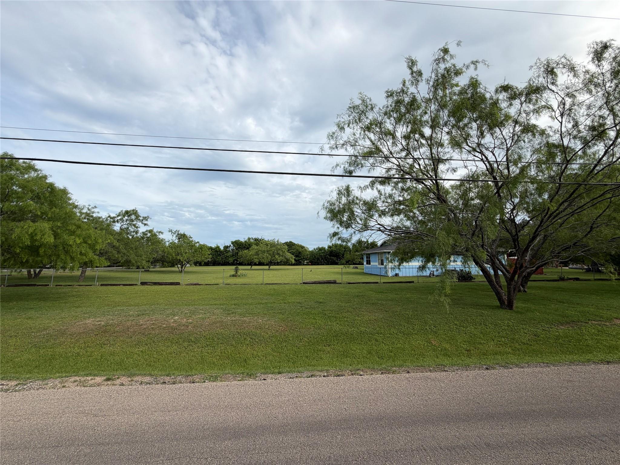 main property photo 9