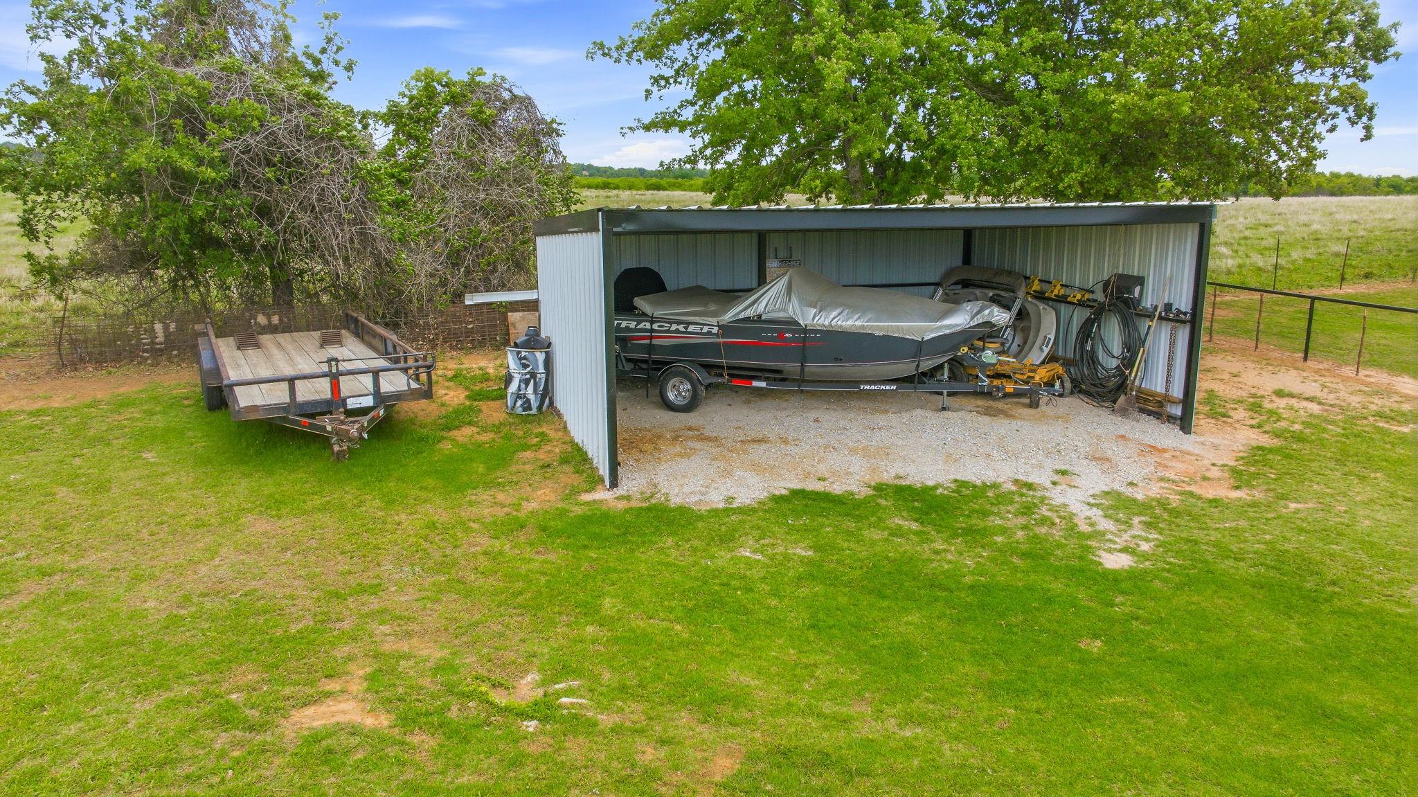 main property photo 37