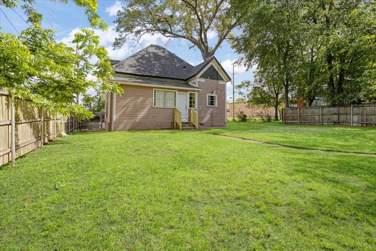 main property photo 26