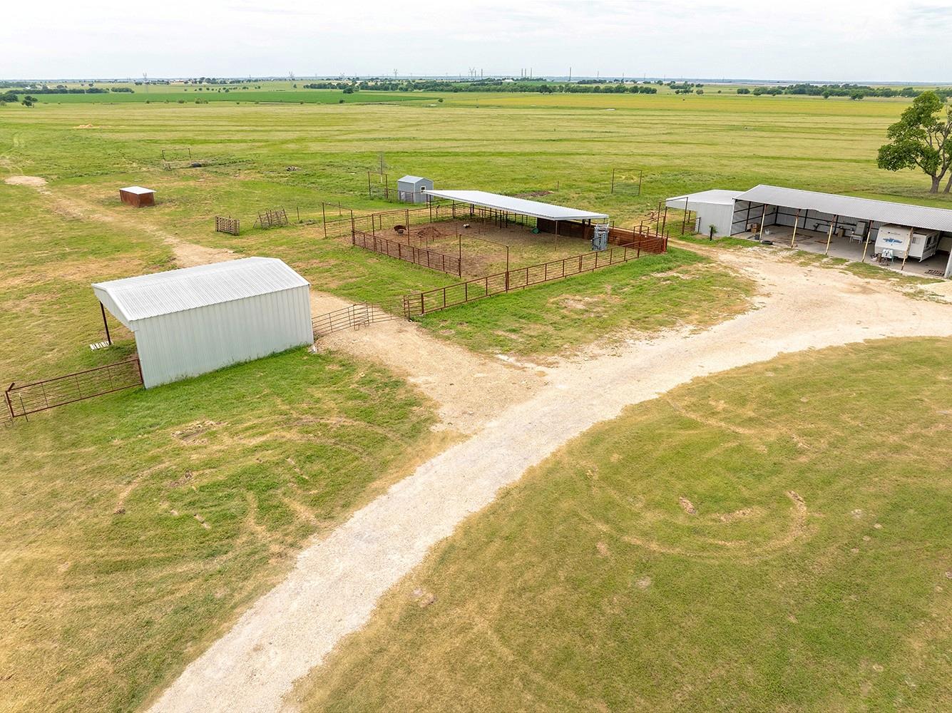 main property photo 20