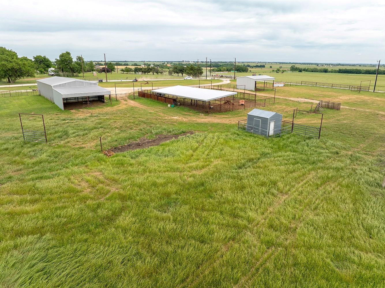 main property photo 35
