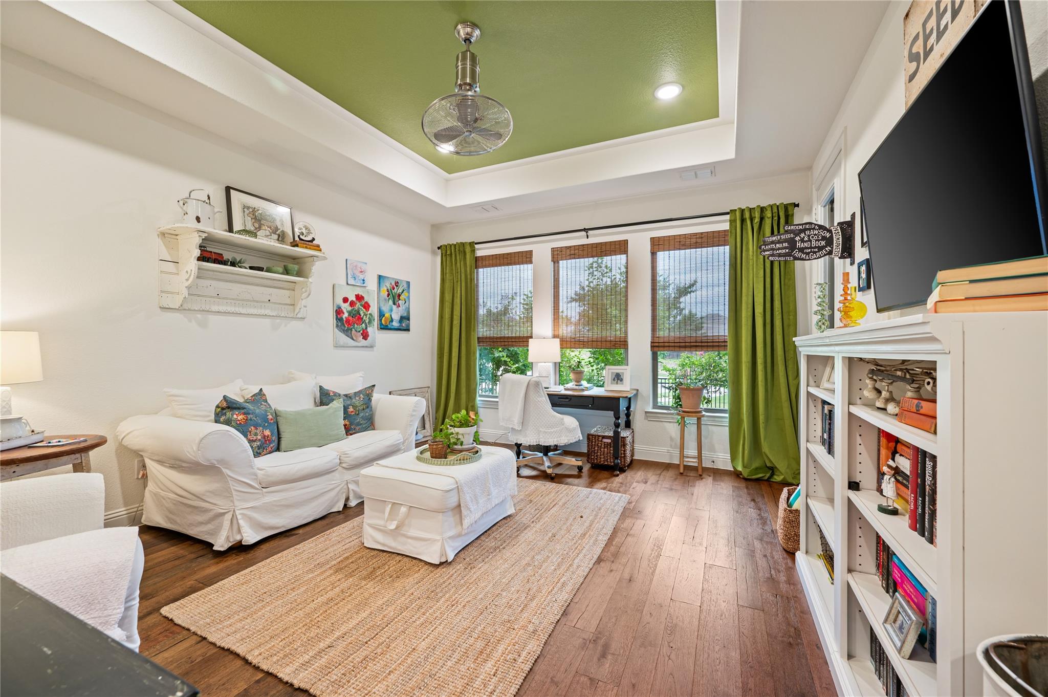 main property photo 26