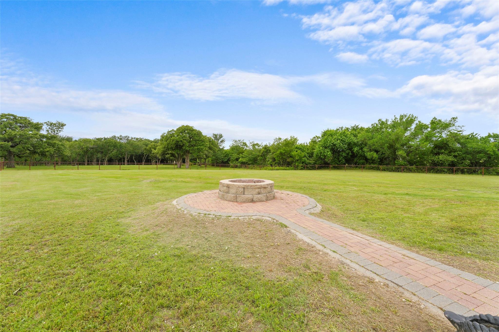 main property photo 20