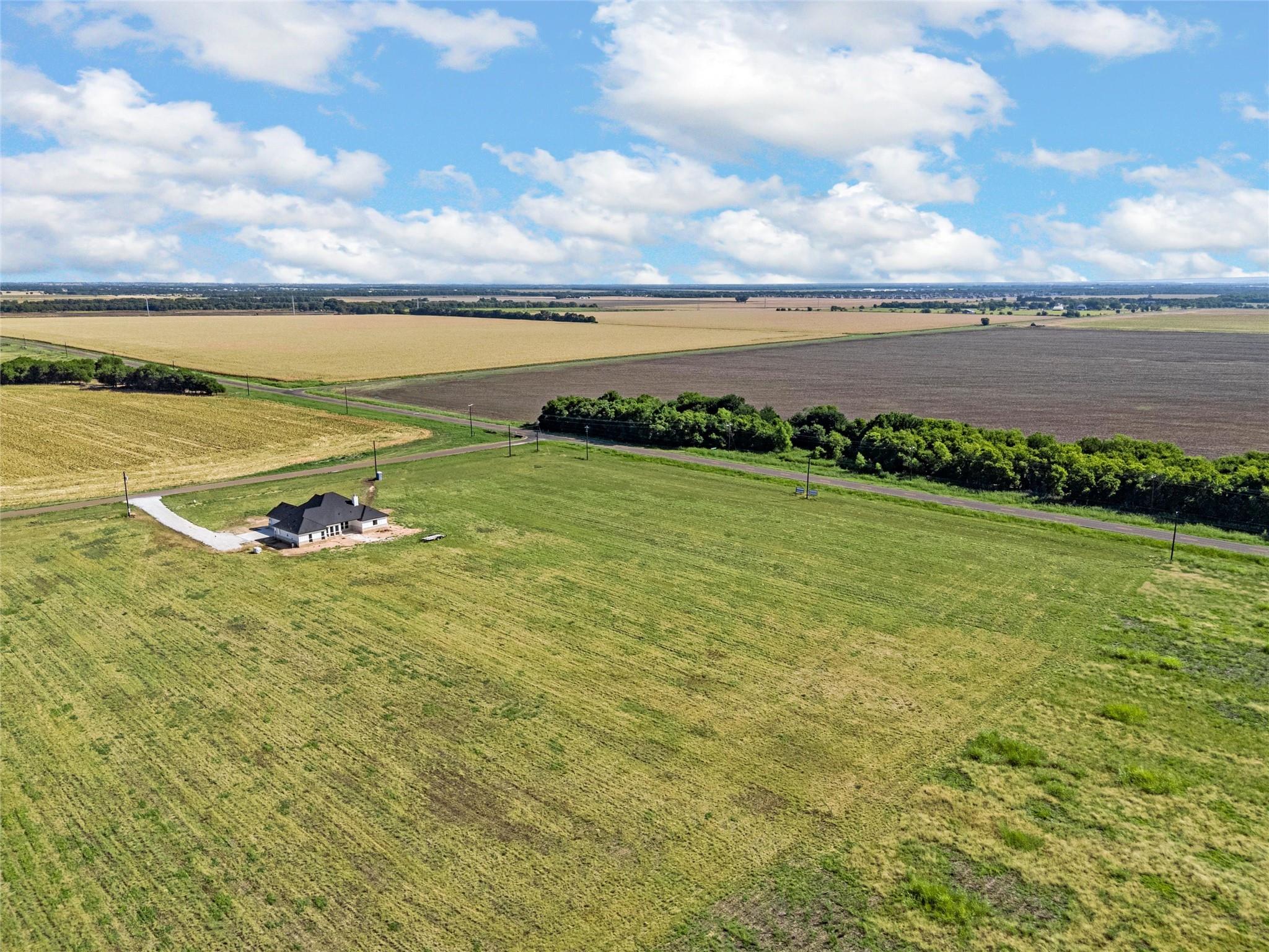 main property photo 22
