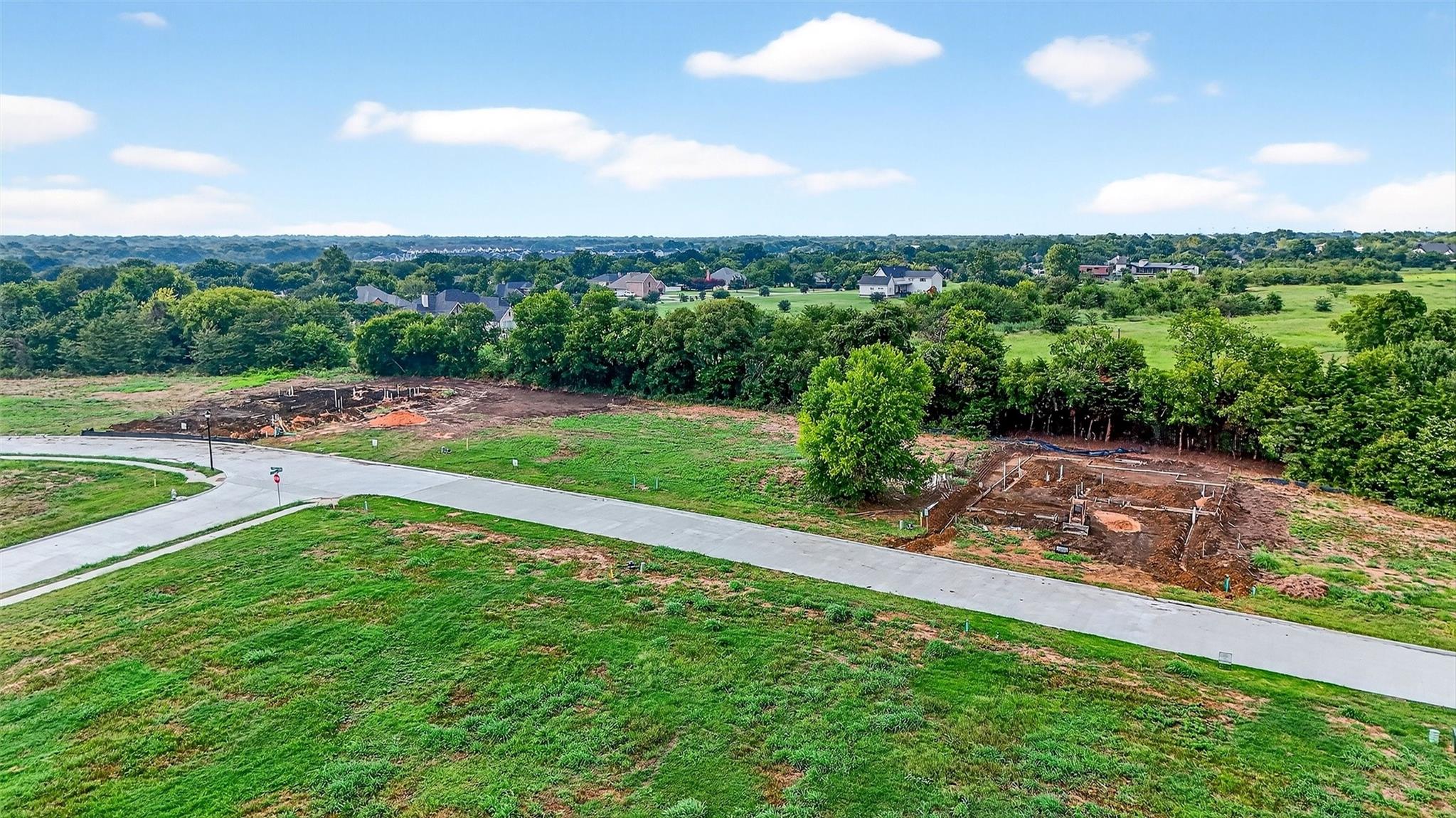 main property photo 11