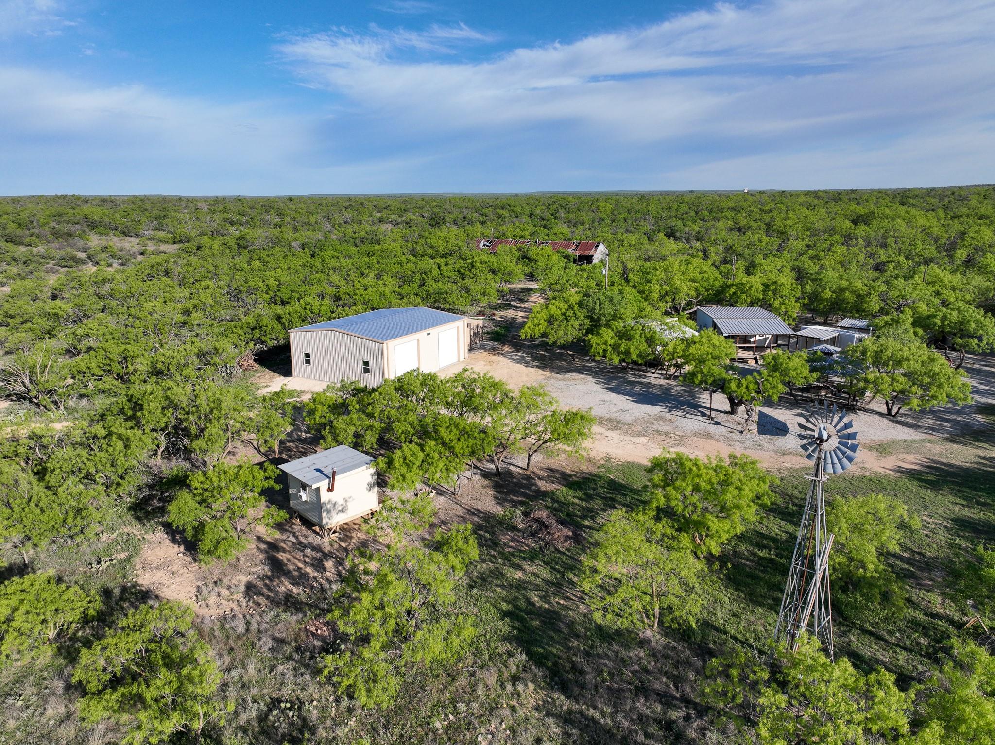 main property photo 6