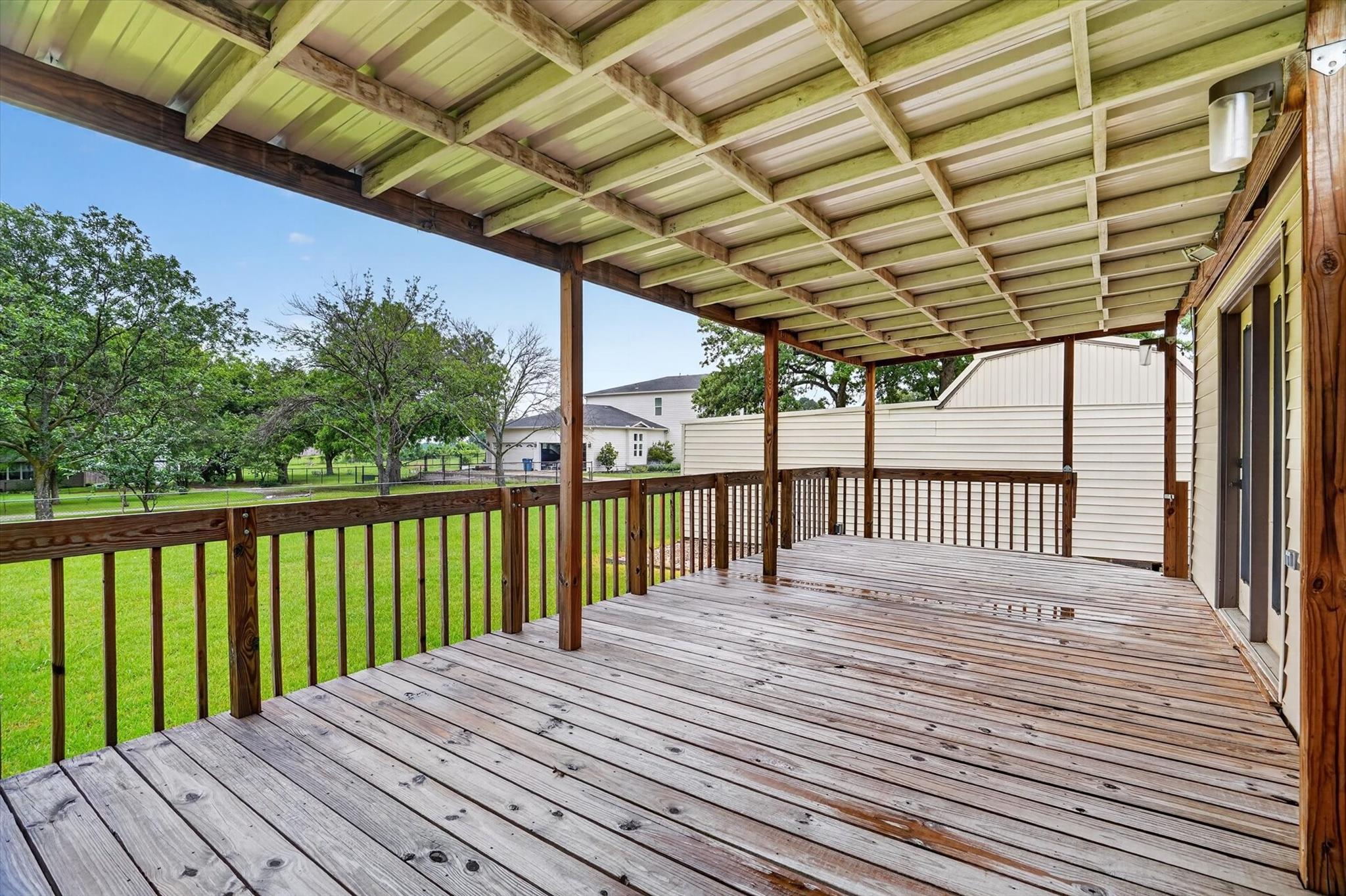 main property photo 33